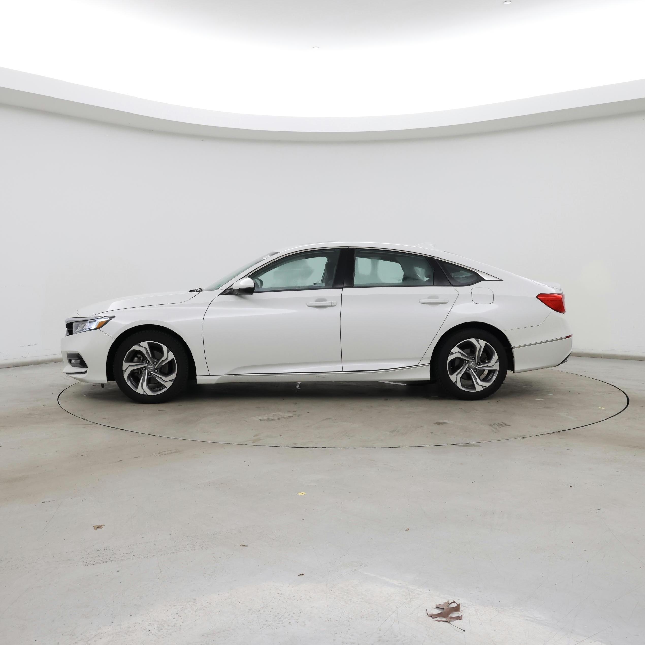 Thumbnail: 2019 Honda Accord - 3