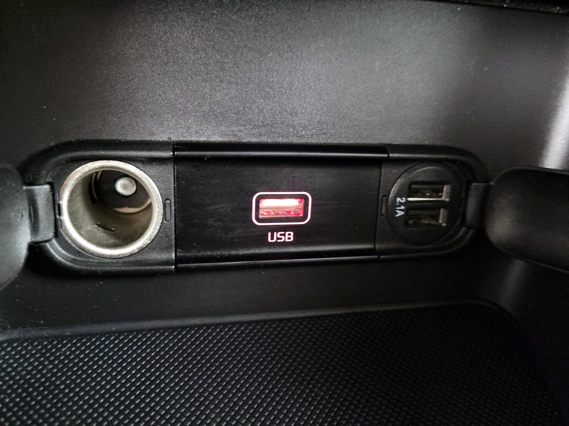 Thumbnail: 2020 Kia Sportage - 18