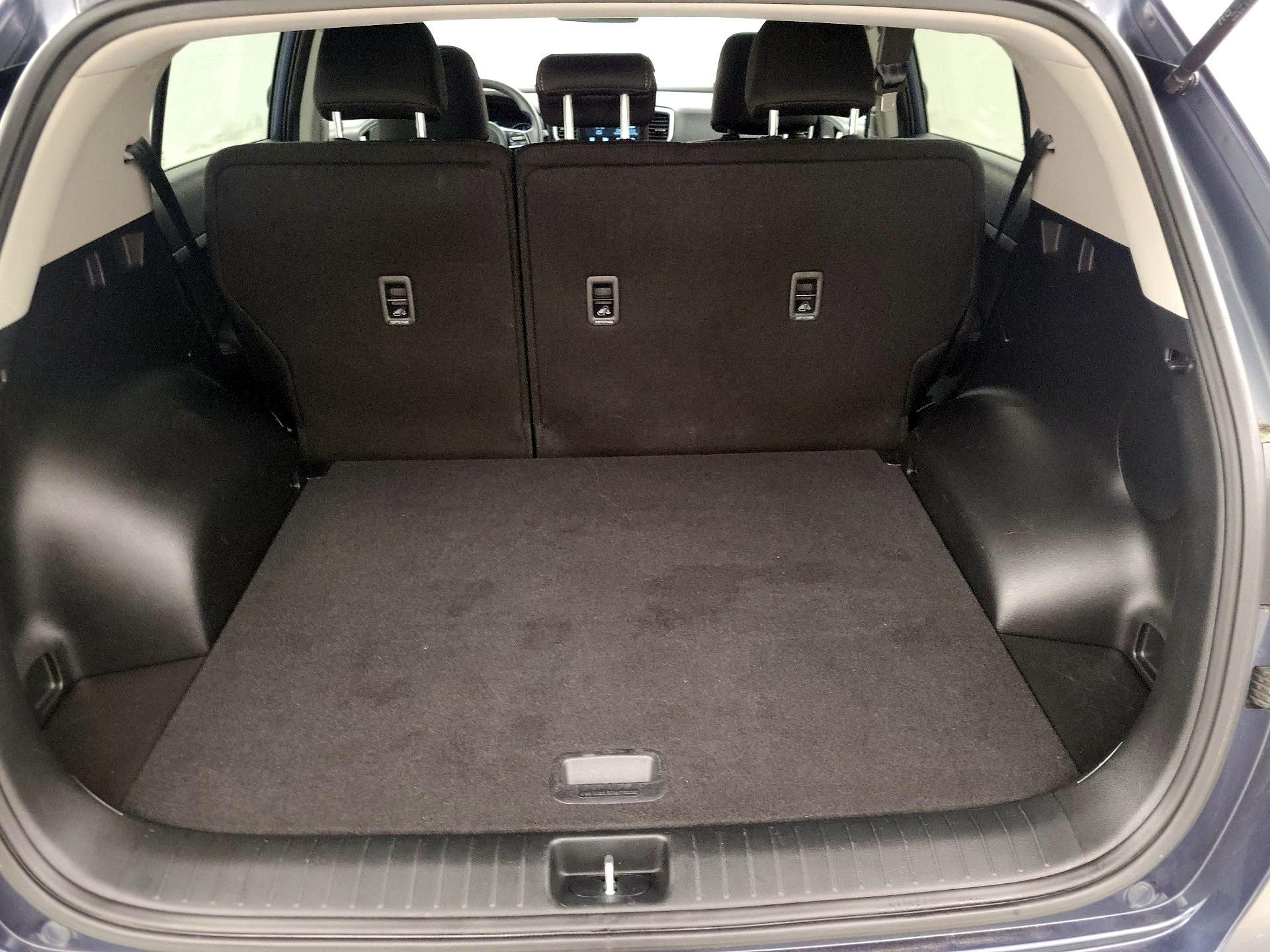 Thumbnail: 2020 Kia Sportage - 20