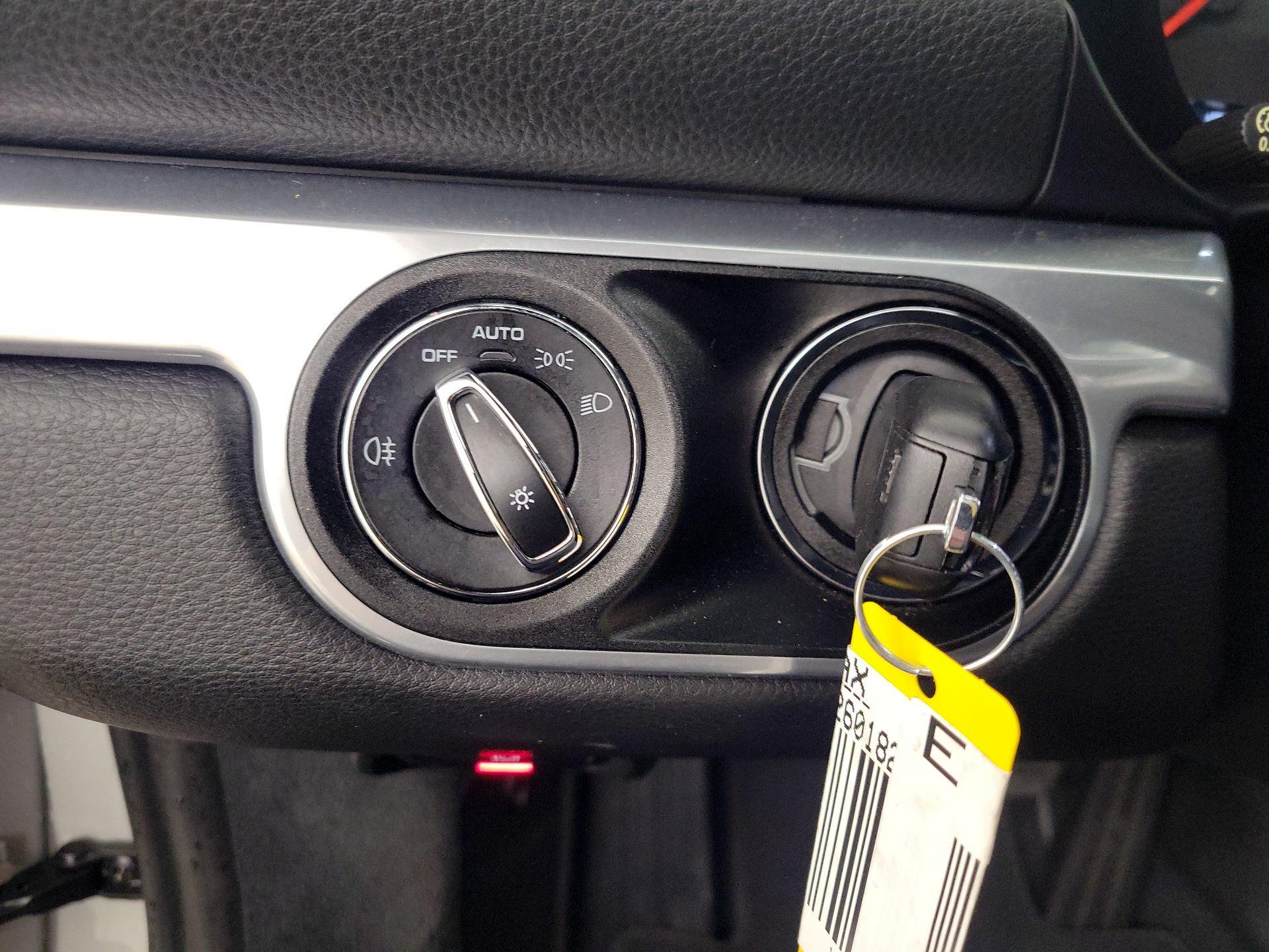 Thumbnail: 2018 Porsche 718 Cayman - 13