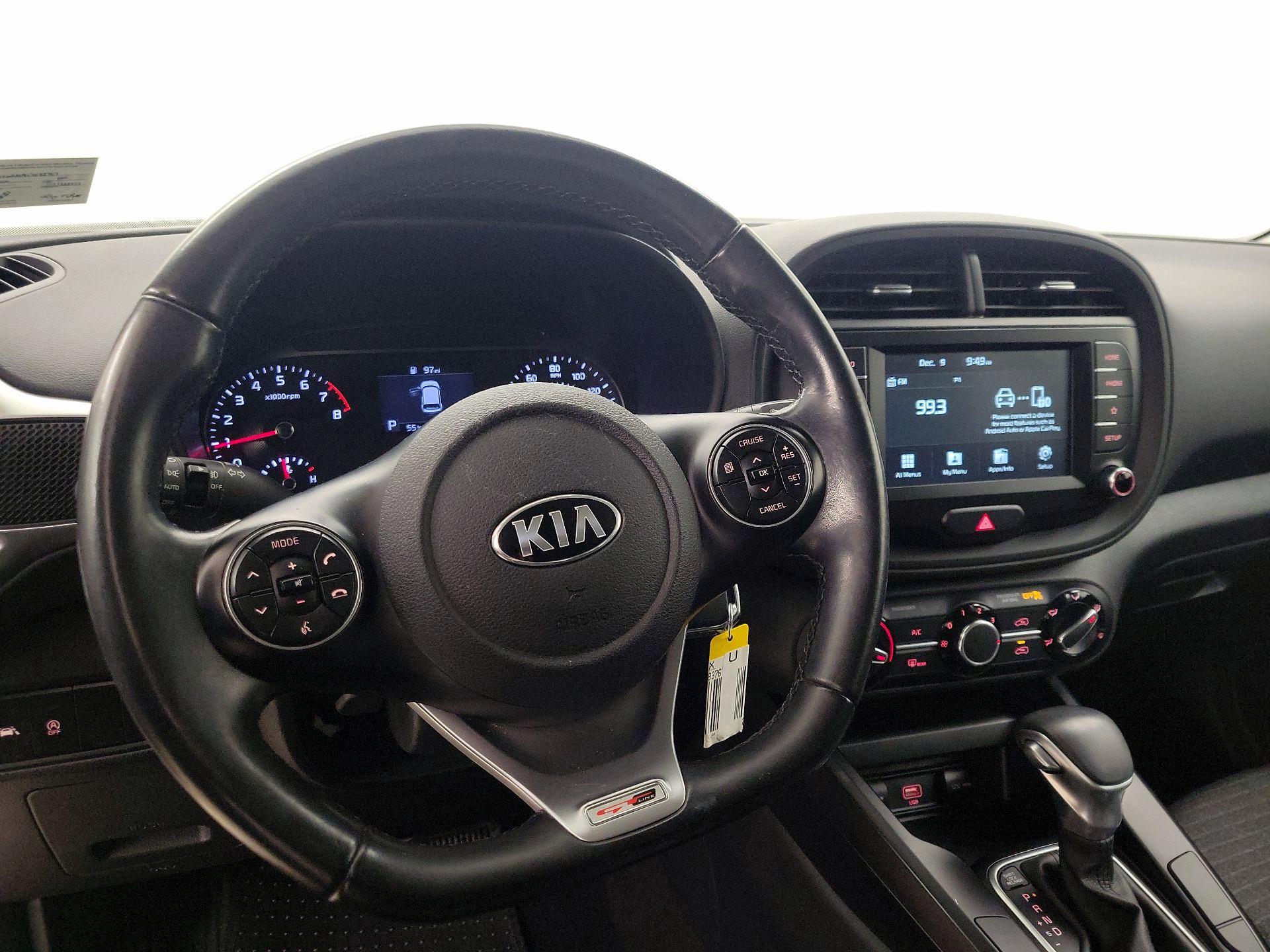 Thumbnail: 2020 Kia Soul - 10