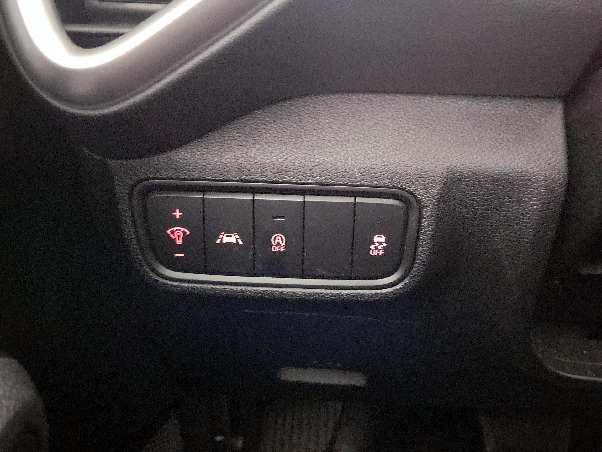 Thumbnail: 2020 Kia Soul - 13