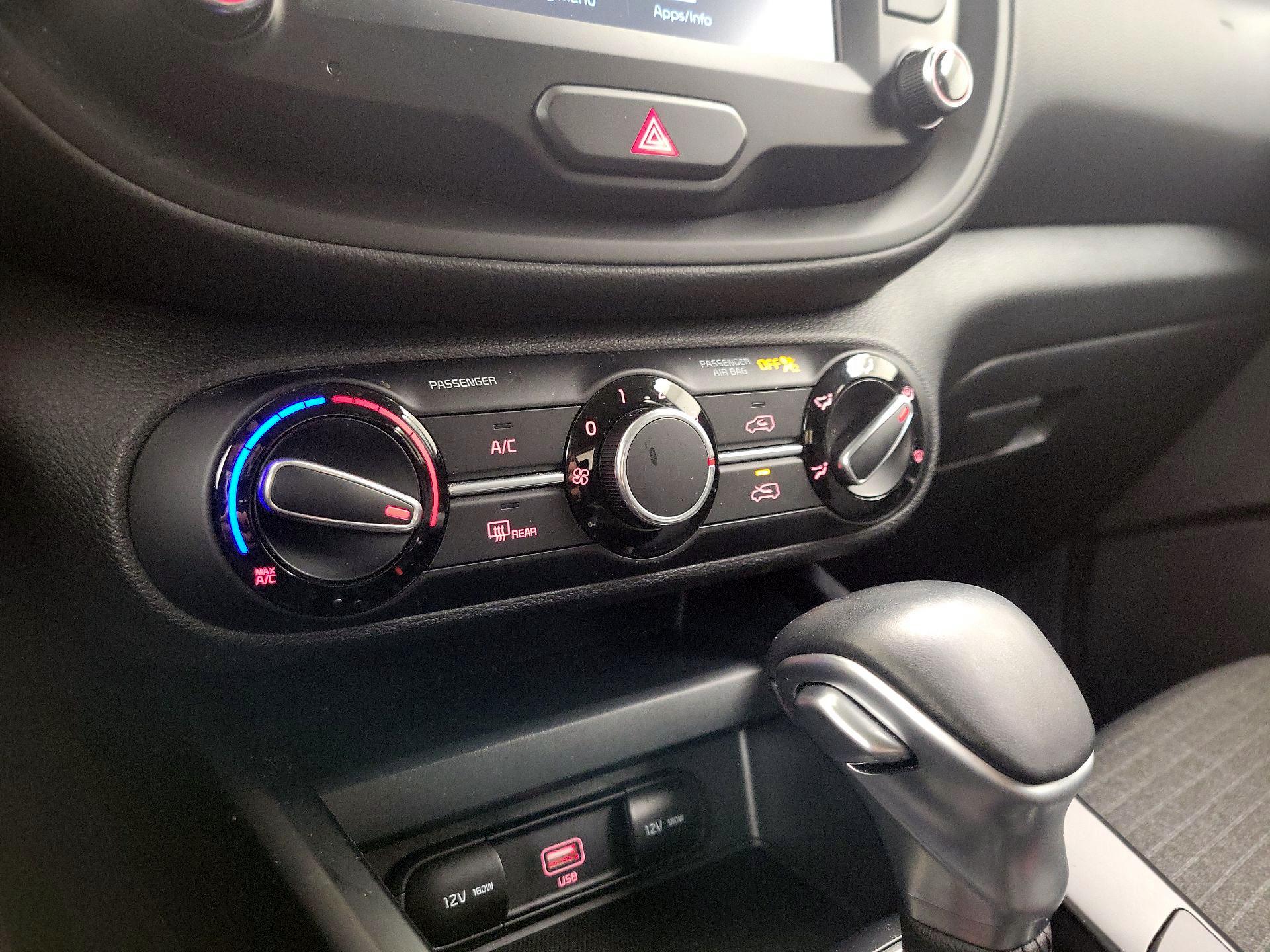 Thumbnail: 2020 Kia Soul - 16