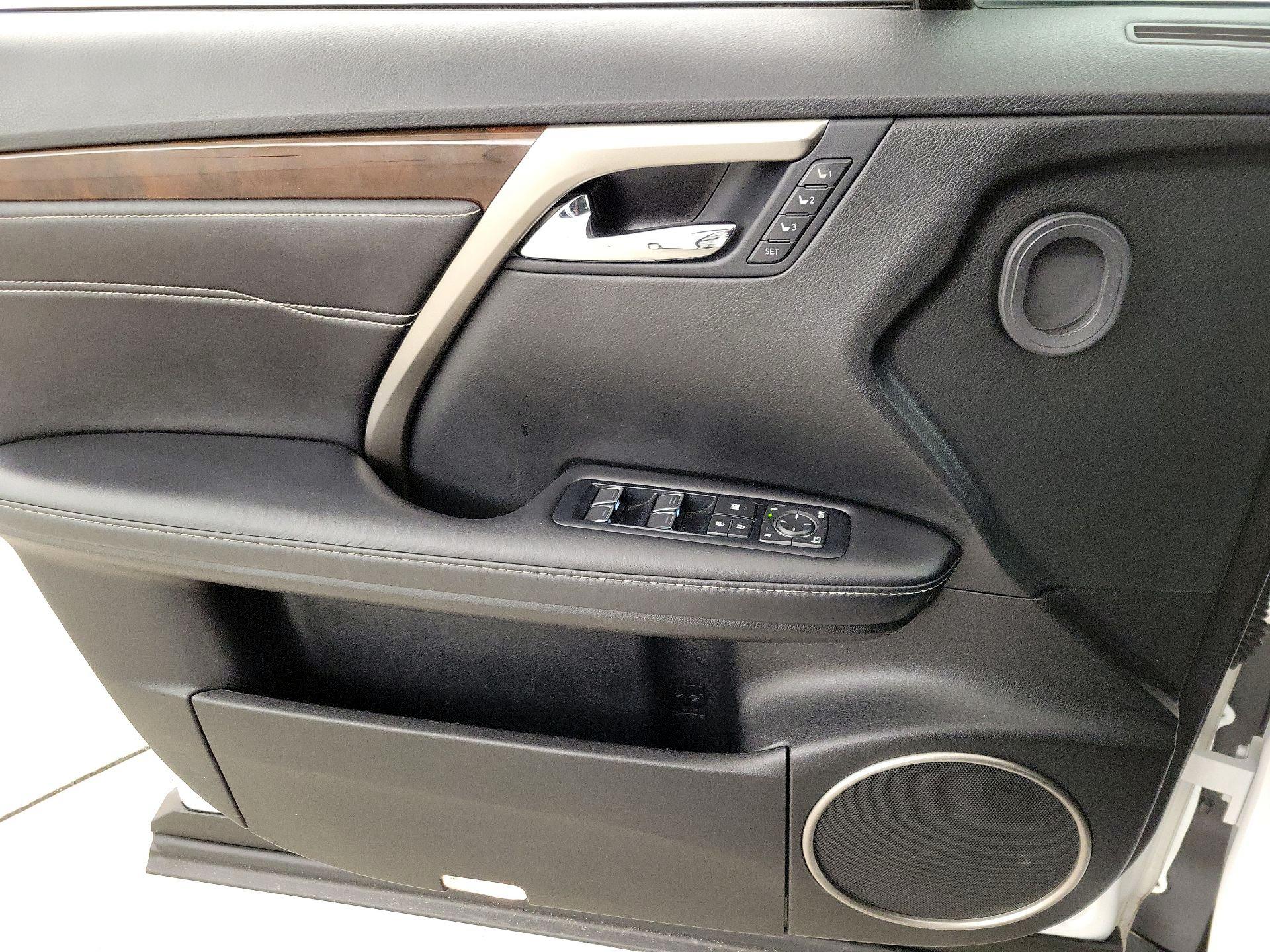 Thumbnail: 2017 Lexus RX - 12