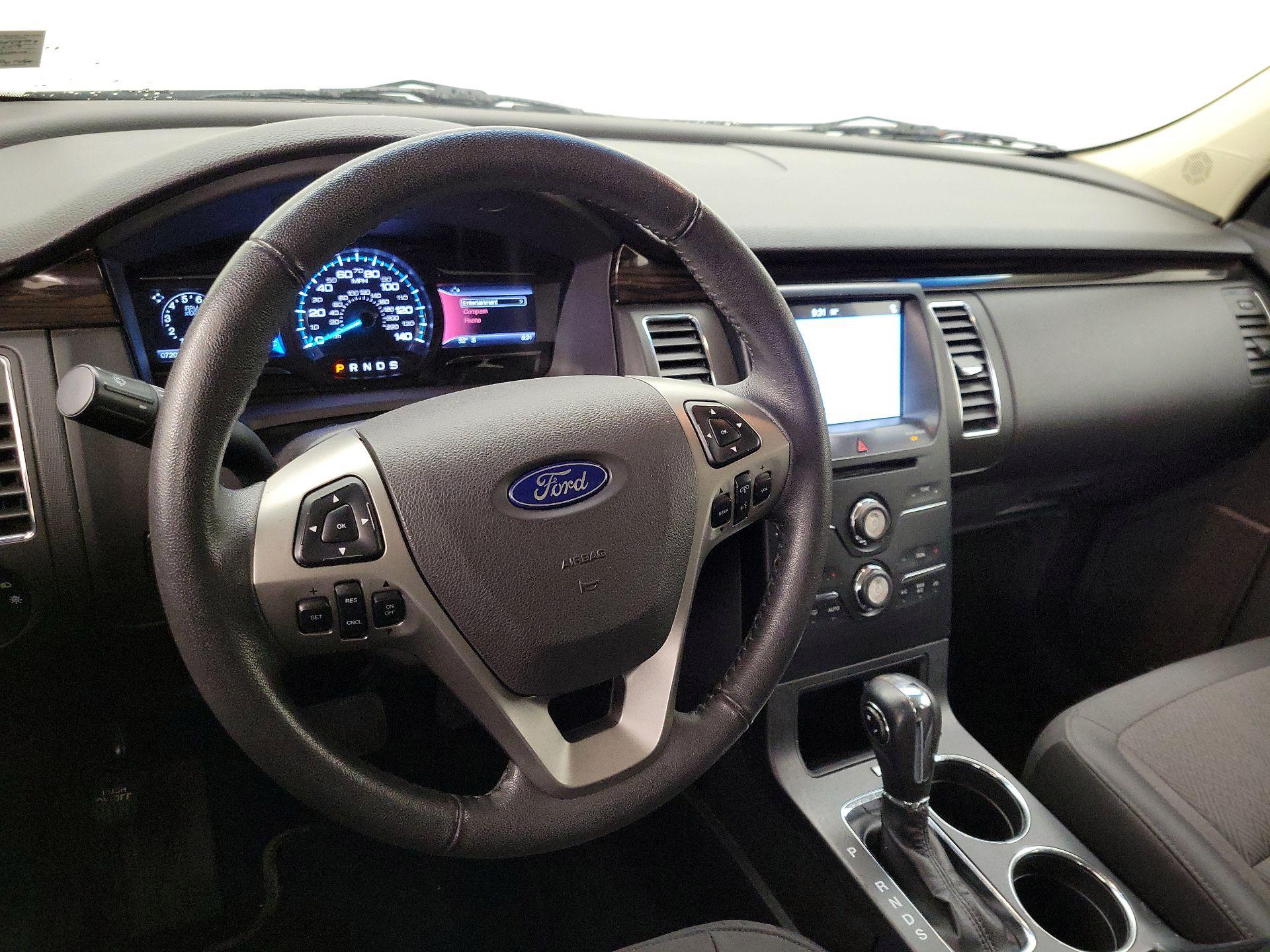 Thumbnail: 2016 Ford Flex - 9