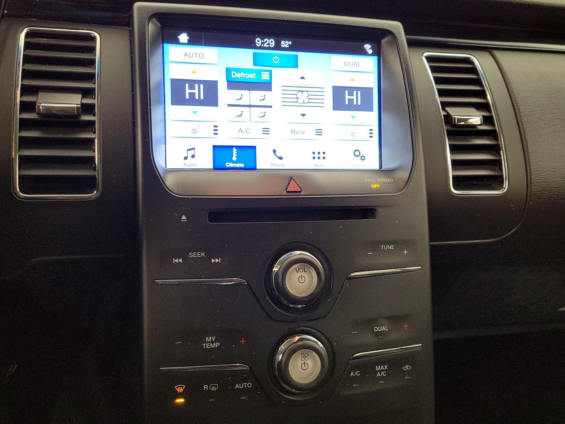 Thumbnail: 2016 Ford Flex - 16