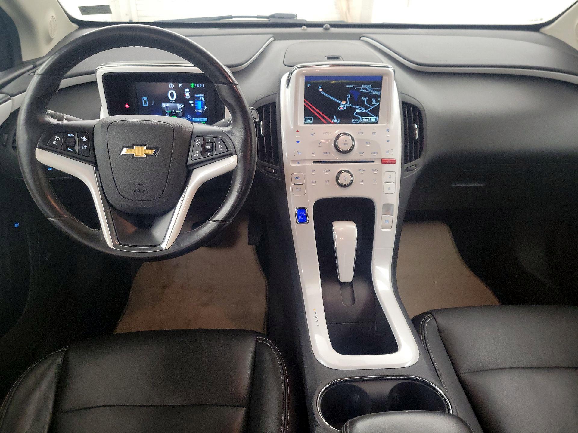 Thumbnail: 2015 Chevrolet Volt - 9