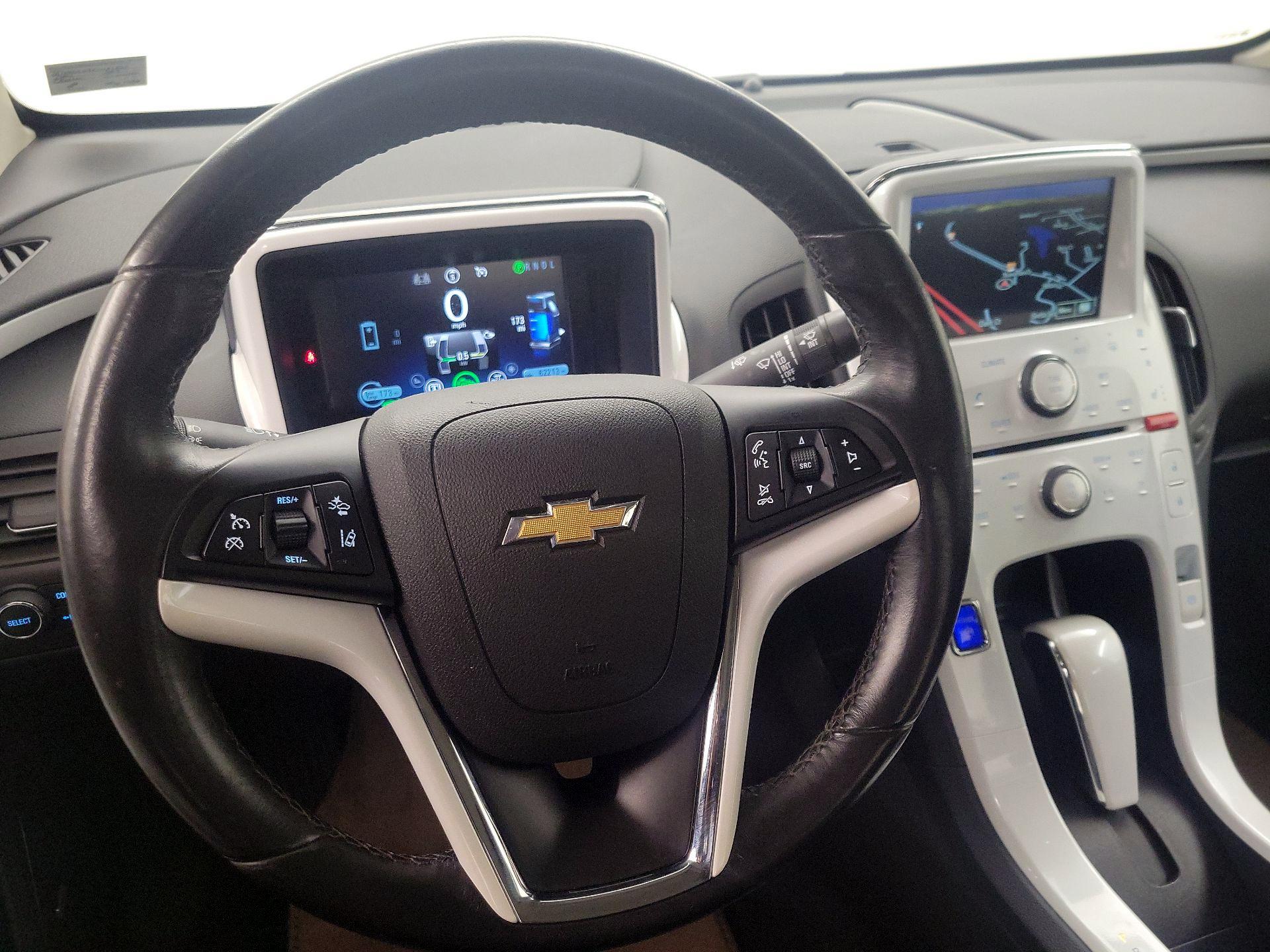 Thumbnail: 2015 Chevrolet Volt - 10