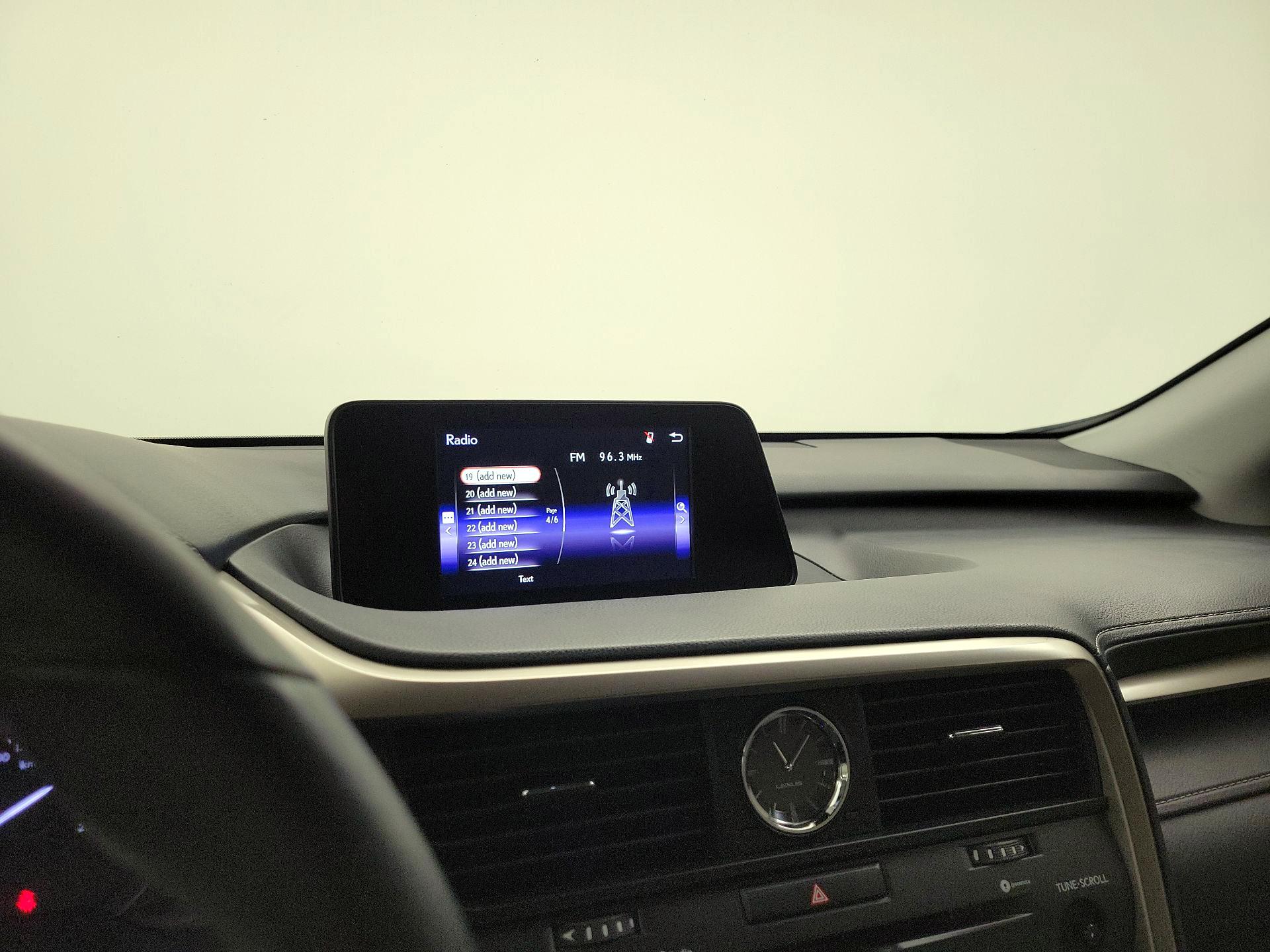 Thumbnail: 2017 Lexus RX - 14