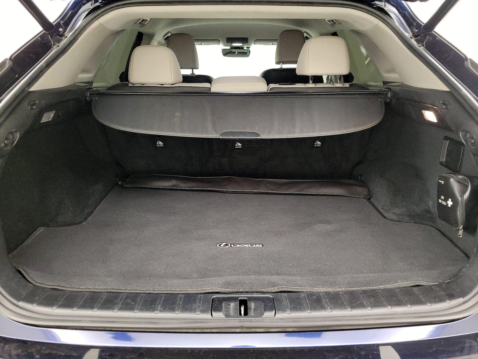 Thumbnail: 2017 Lexus RX - 19