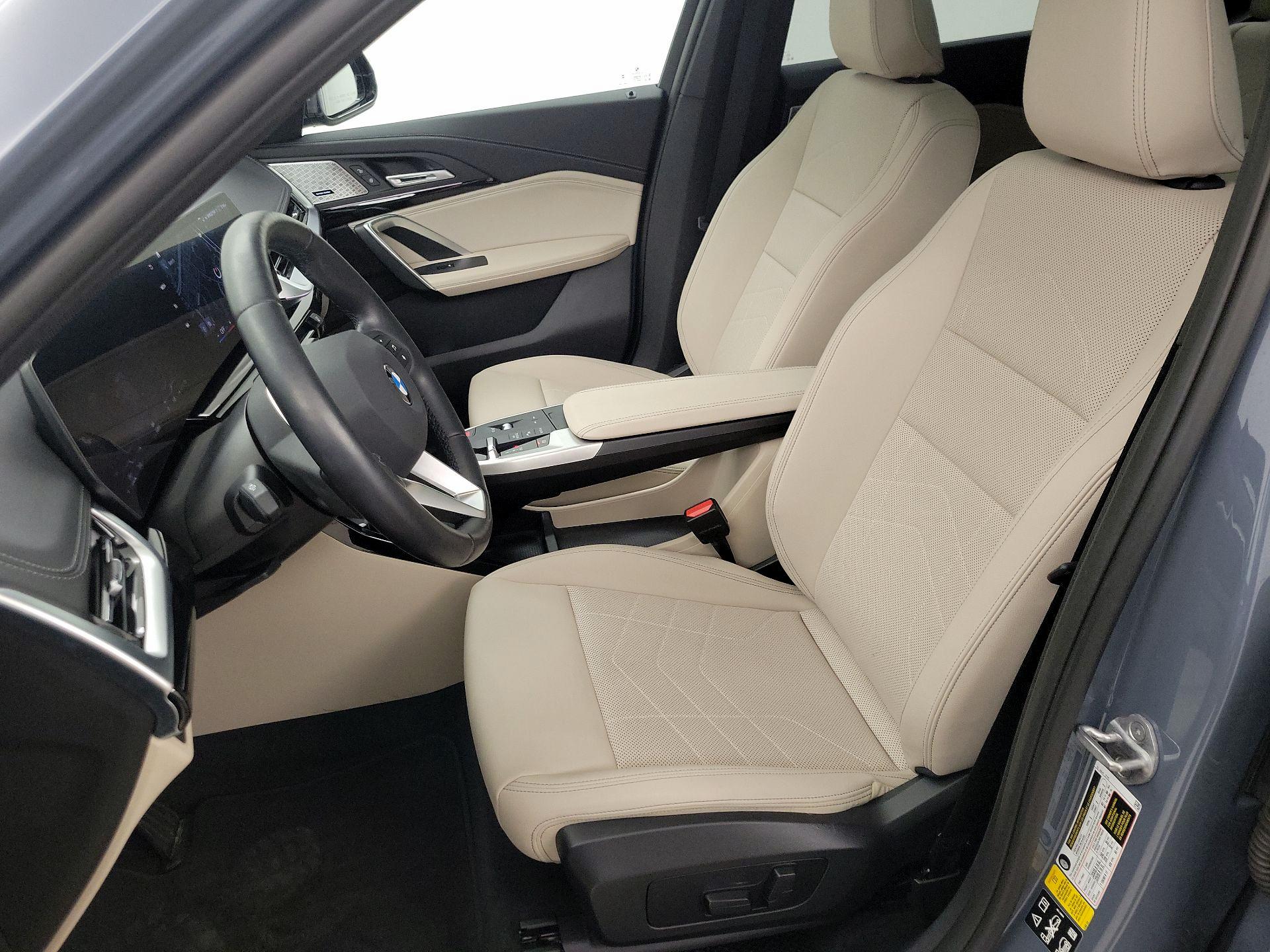 Thumbnail: 2023 BMW X1 - 11