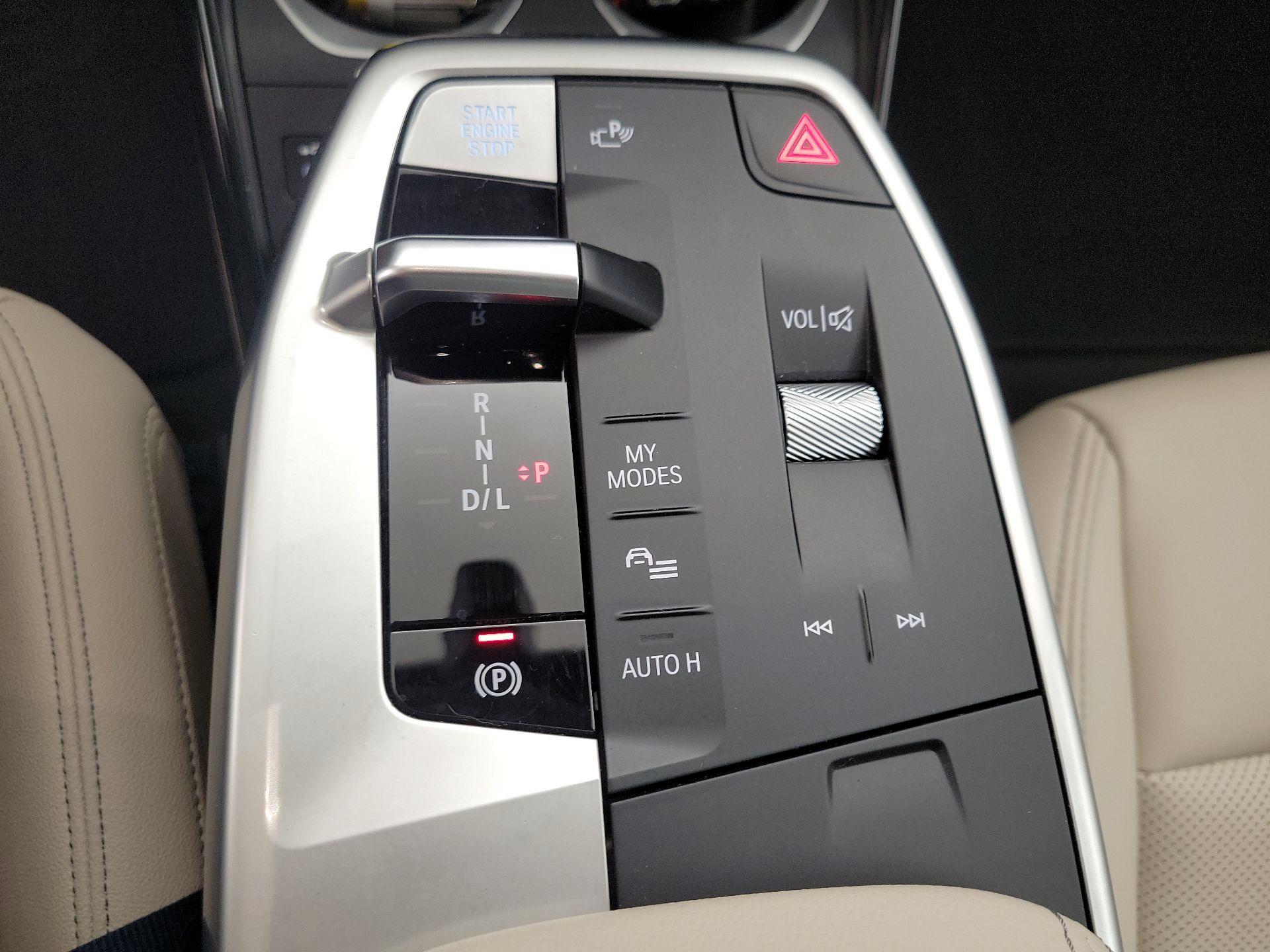 Thumbnail: 2023 BMW X1 - 18