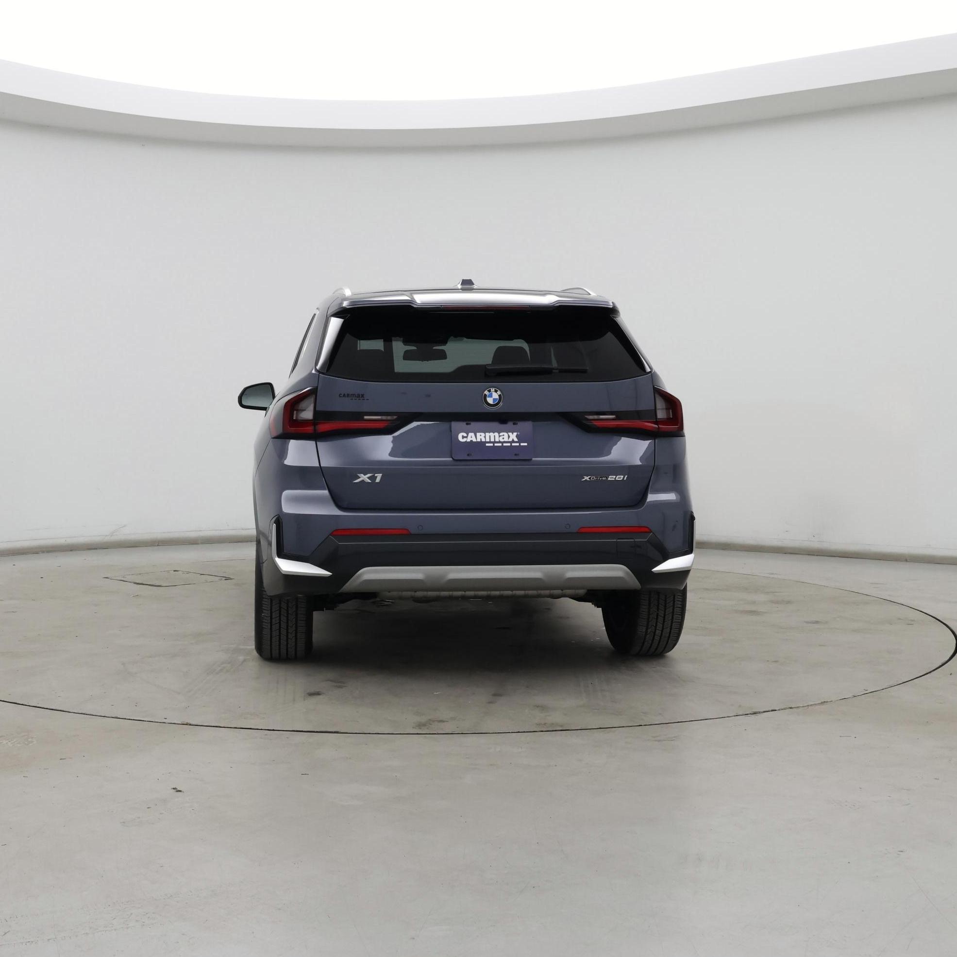 Thumbnail: 2023 BMW X1 - 6