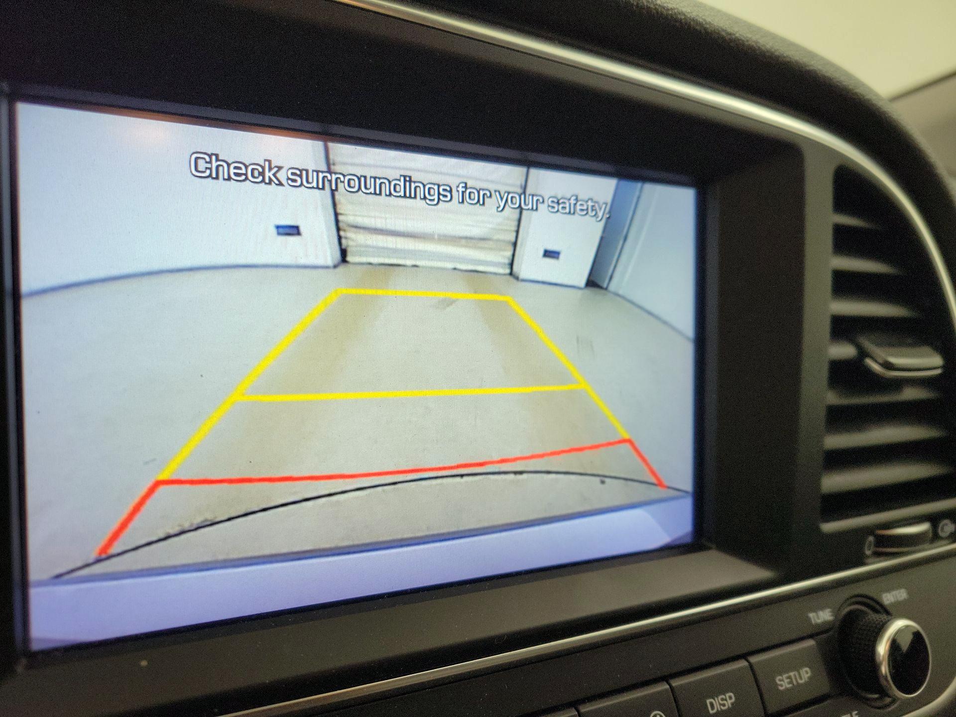 Thumbnail: 2017 Hyundai Elantra - 14