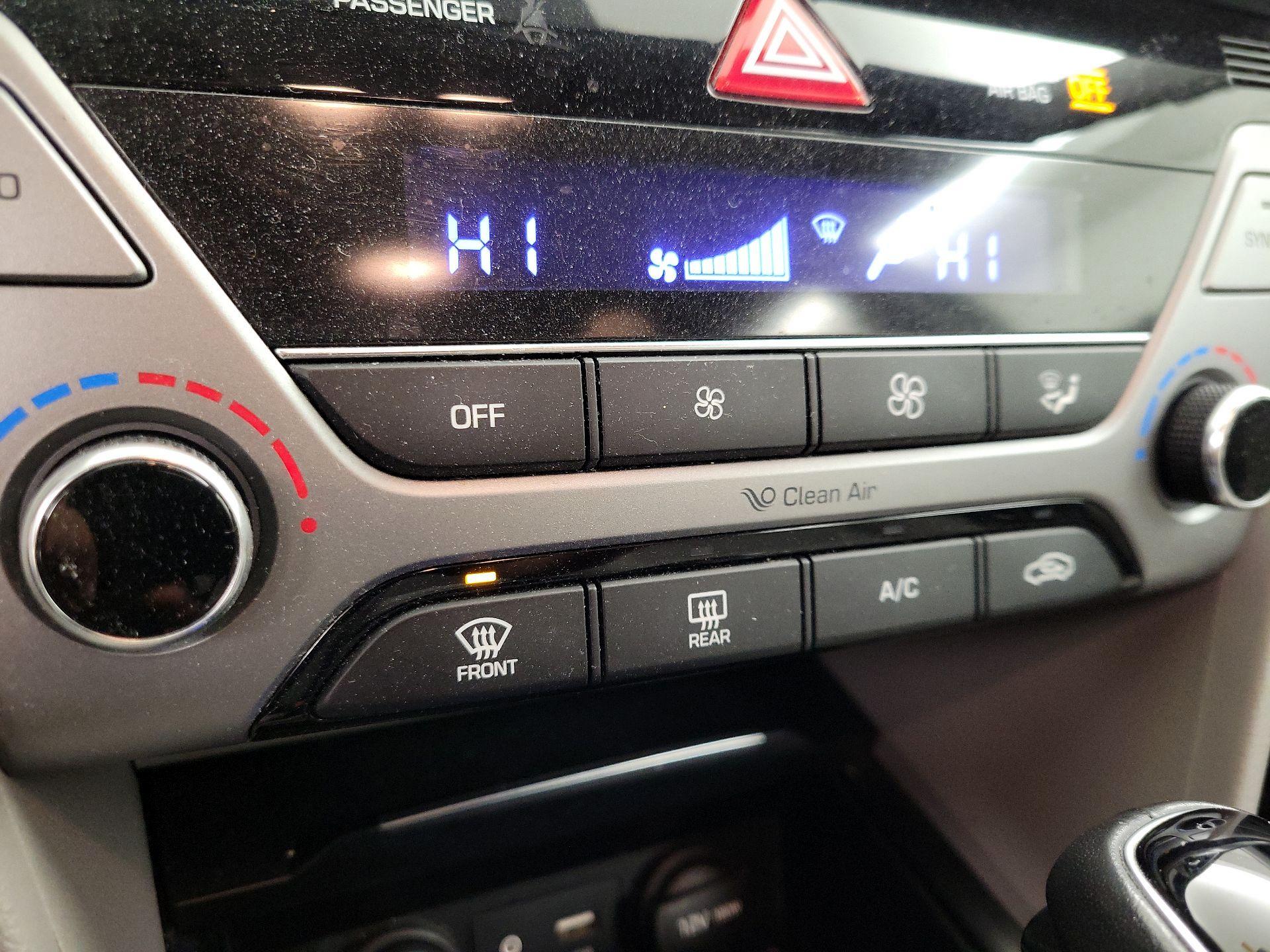 Thumbnail: 2017 Hyundai Elantra - 16