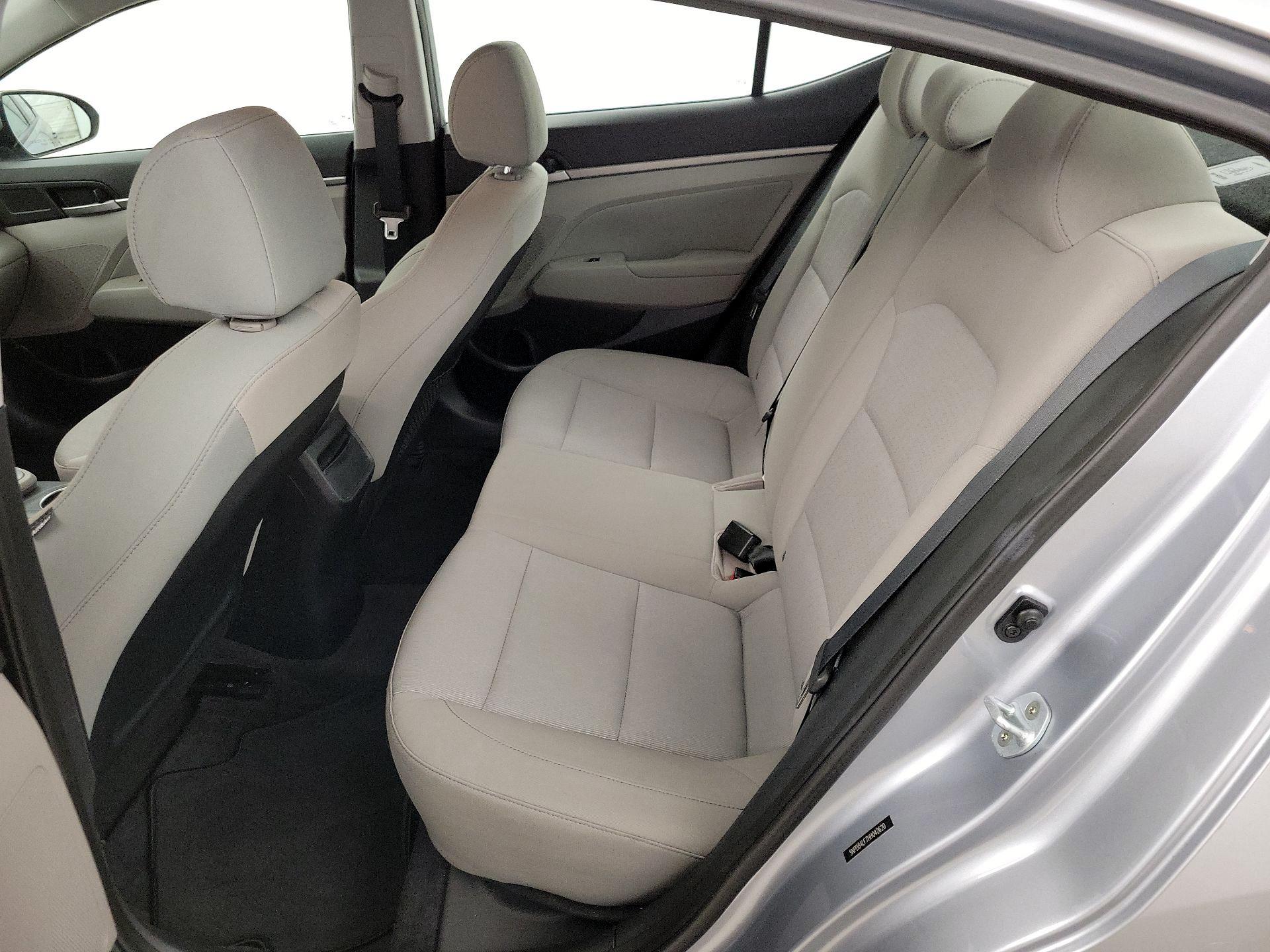 Thumbnail: 2017 Hyundai Elantra - 19