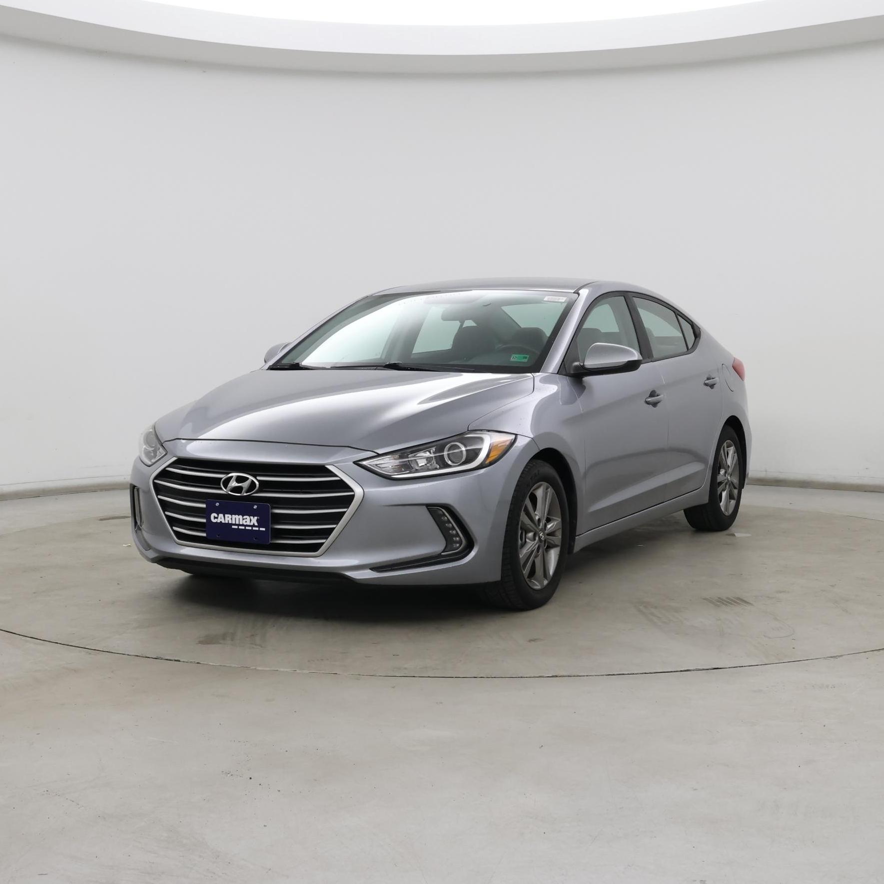 Thumbnail: 2017 Hyundai Elantra - 4