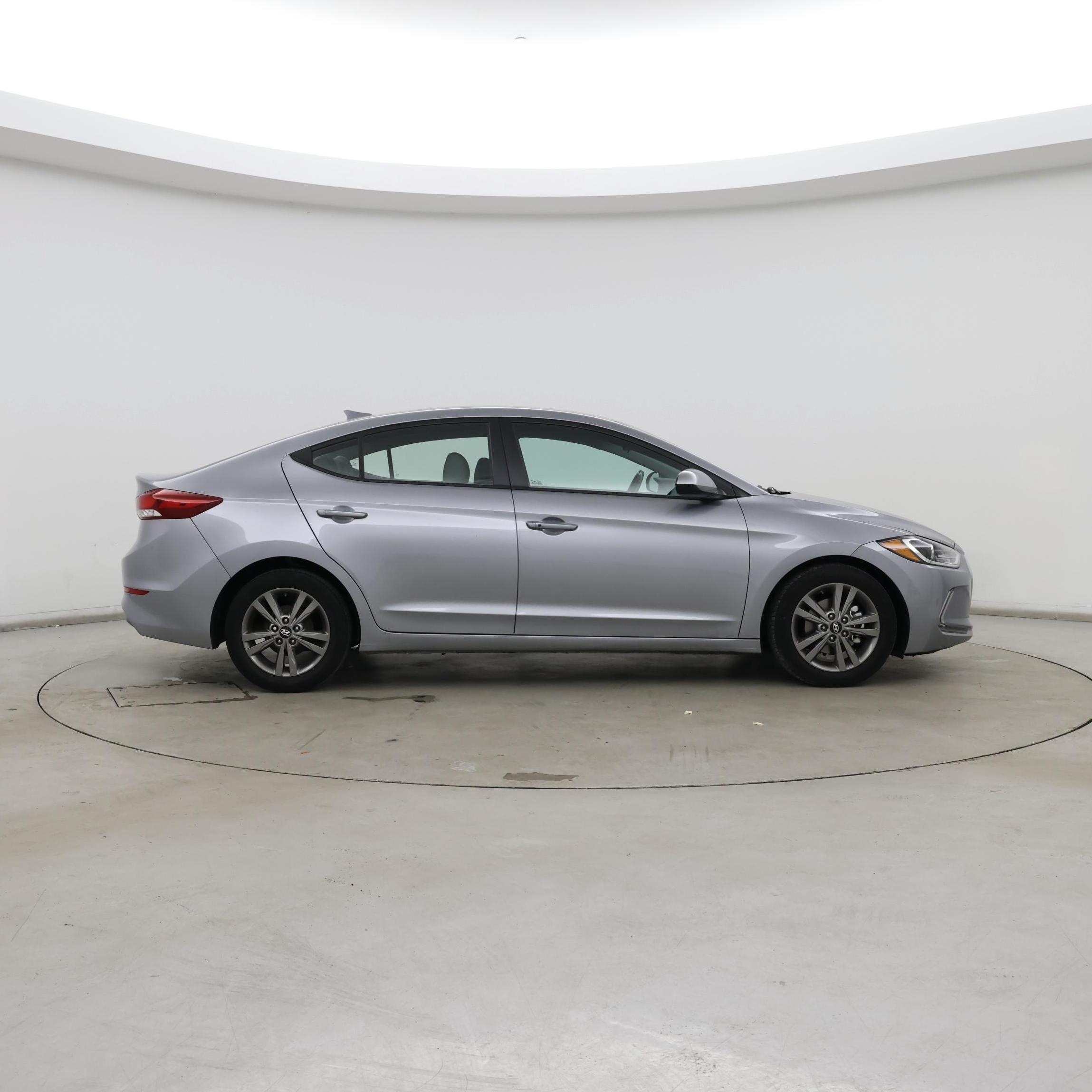 Thumbnail: 2017 Hyundai Elantra - 7