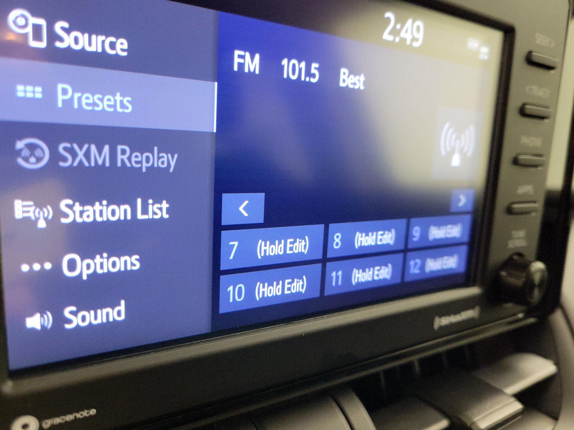 Thumbnail: 2021 Toyota RAV4 - 15