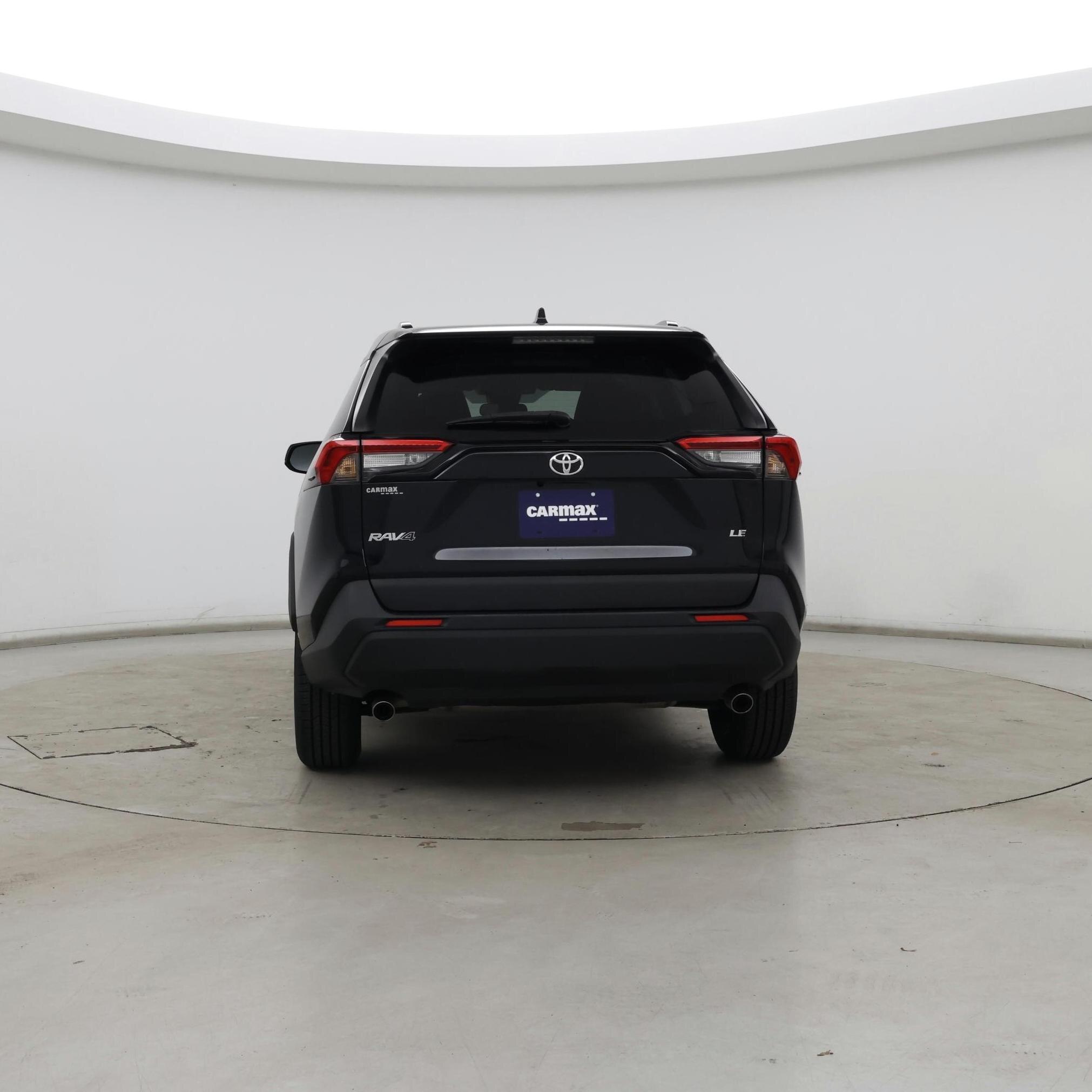 Thumbnail: 2021 Toyota RAV4 - 6