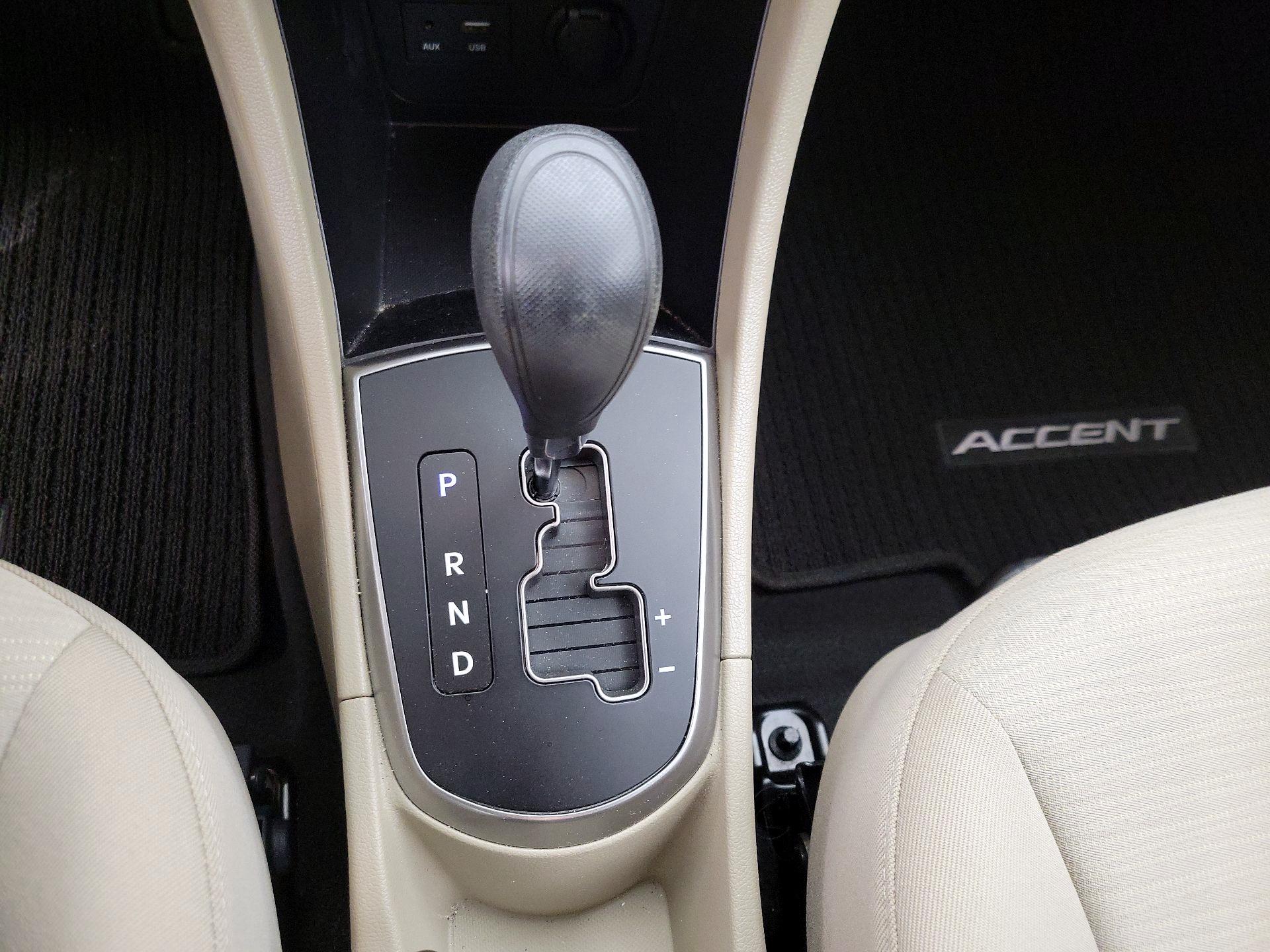 Thumbnail: 2016 Hyundai Accent - 16