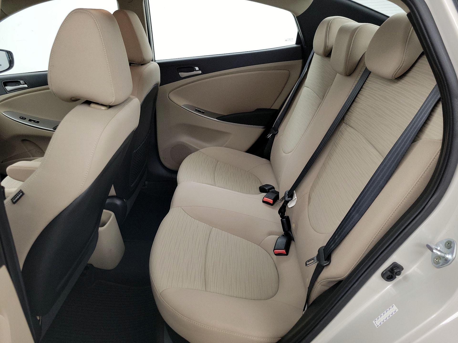 Thumbnail: 2016 Hyundai Accent - 18