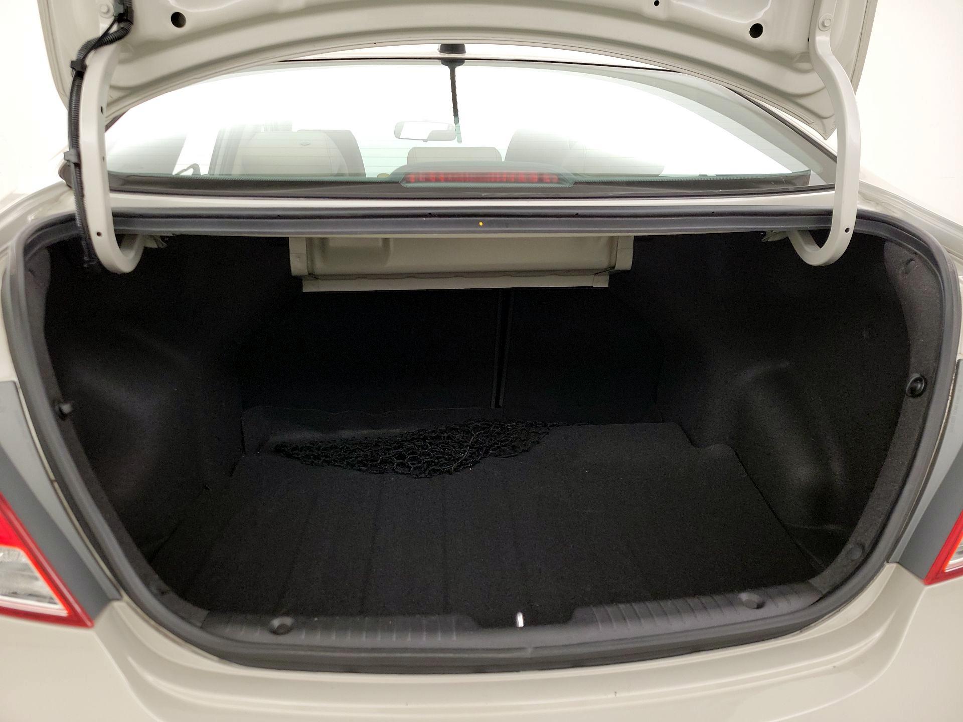 Thumbnail: 2016 Hyundai Accent - 19