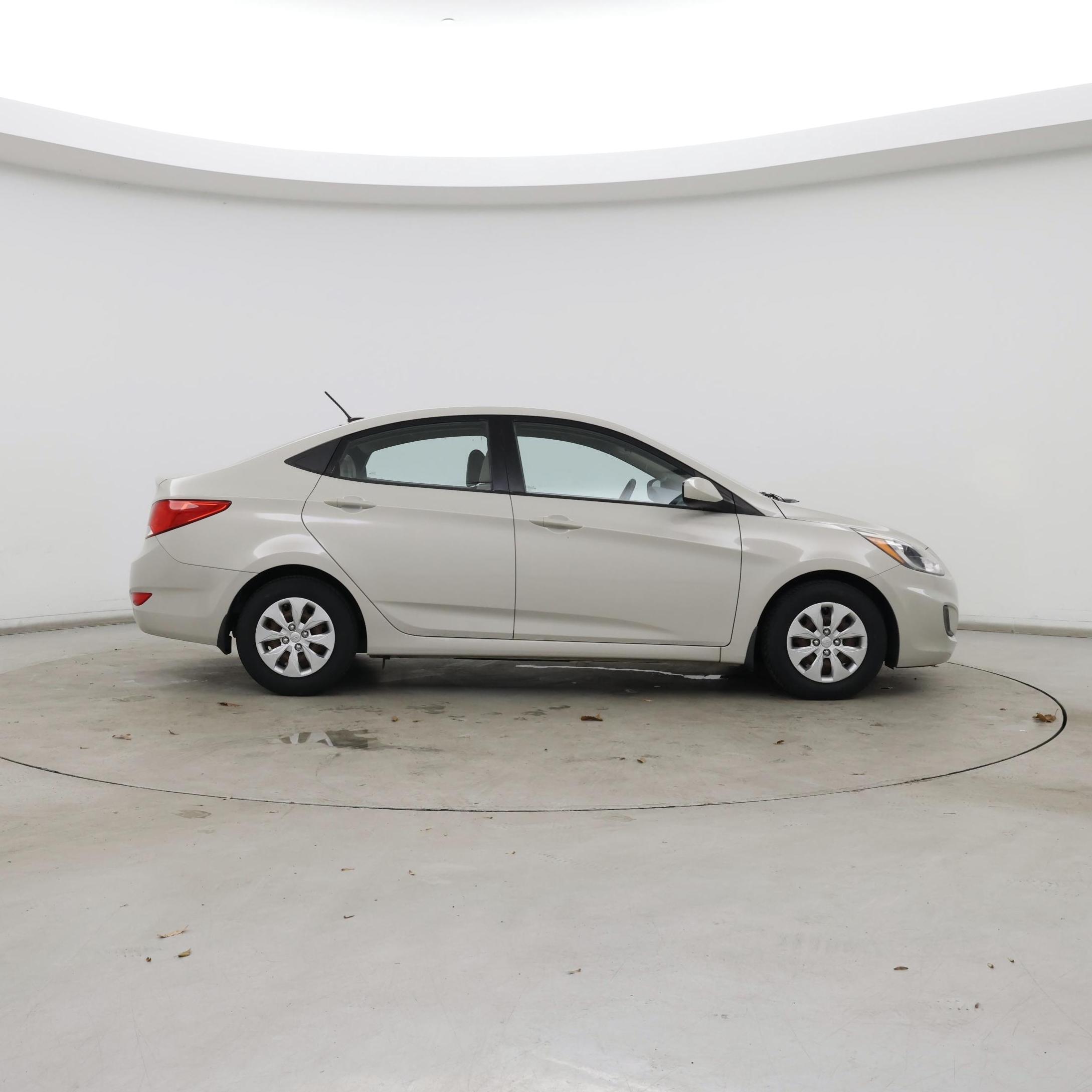 Thumbnail: 2016 Hyundai Accent - 7