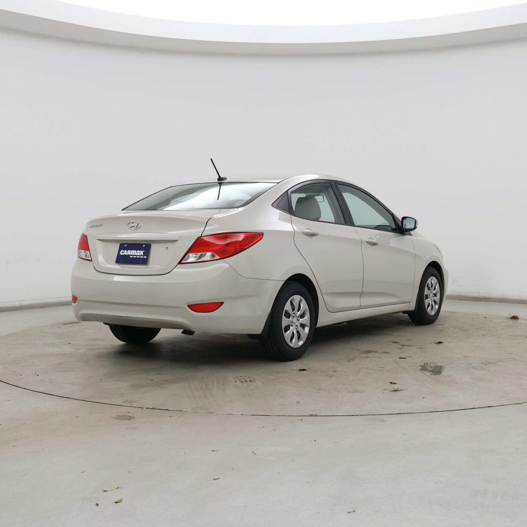 Thumbnail: 2016 Hyundai Accent - 8