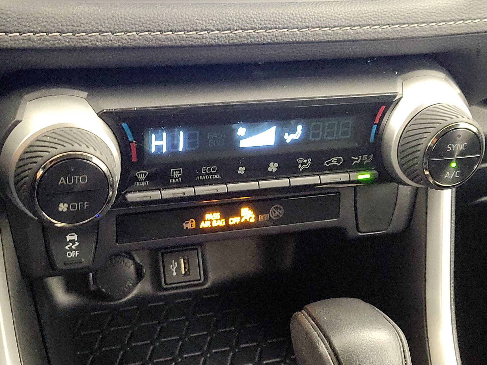 Thumbnail: 2025 Toyota RAV4 - 16