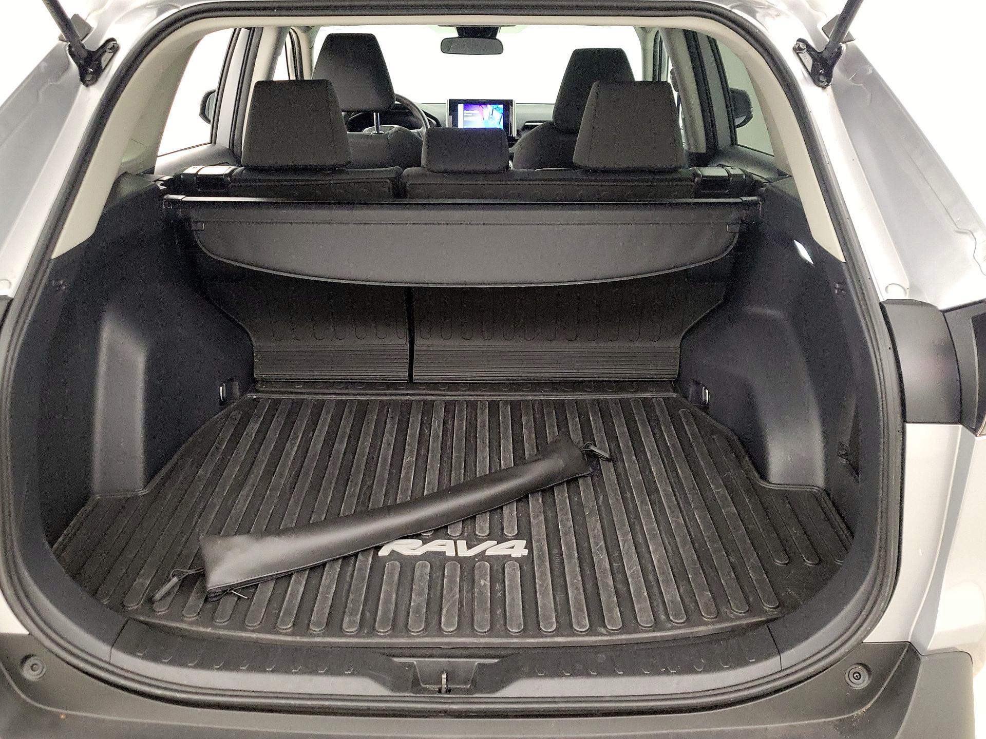 Thumbnail: 2025 Toyota RAV4 - 20