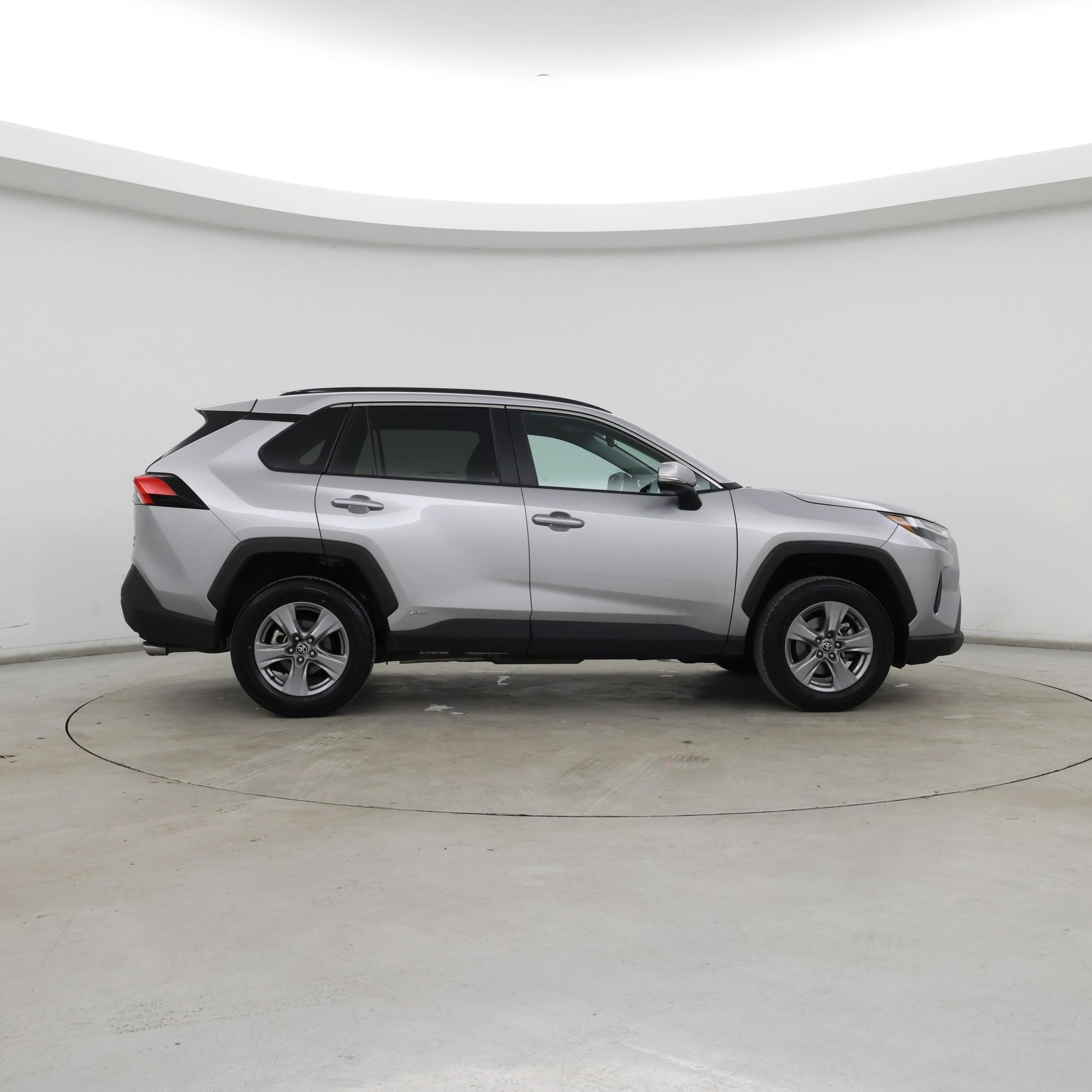 Thumbnail: 2025 Toyota RAV4 - 7