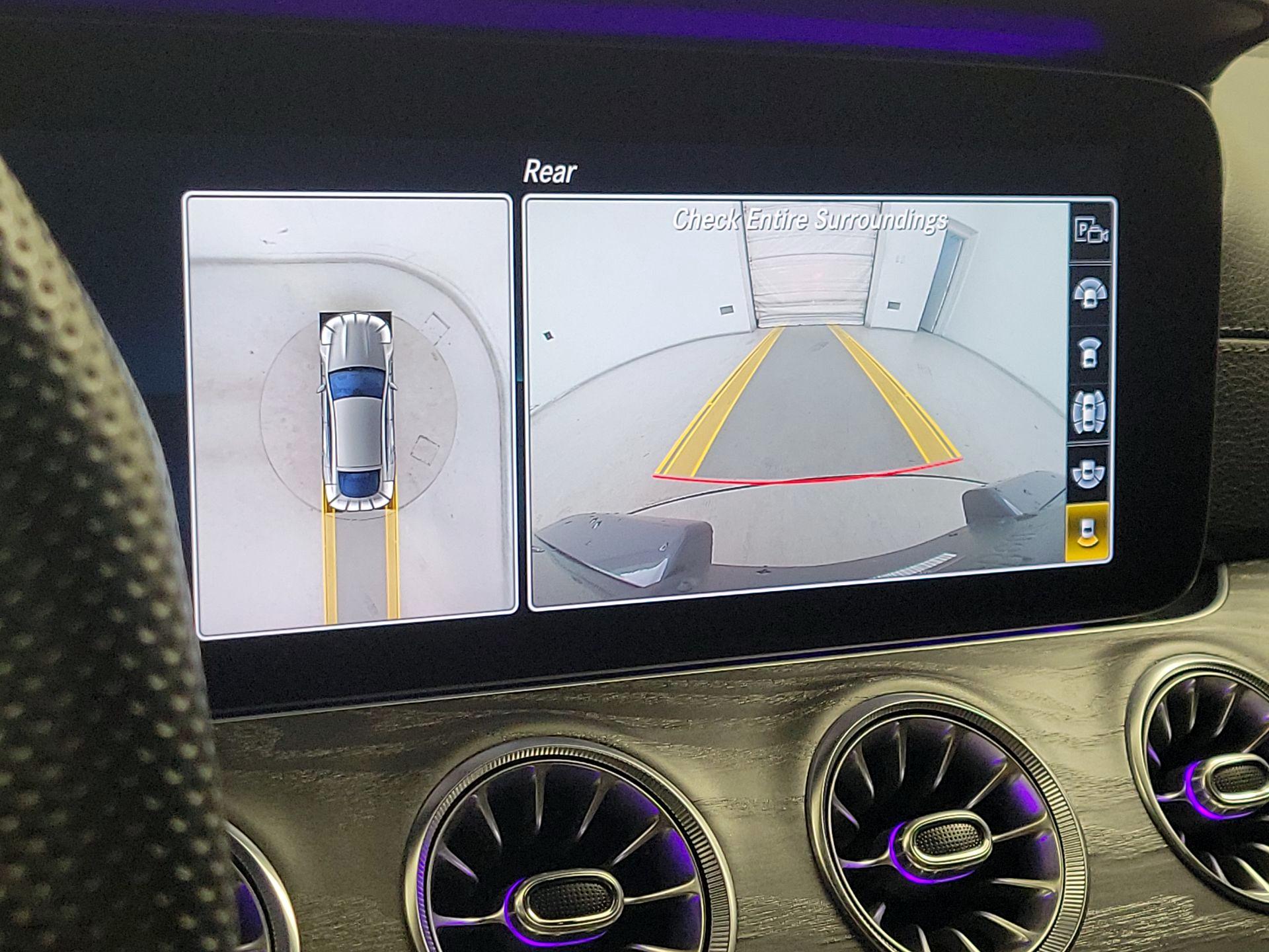 Thumbnail: 2020 Mercedes-Benz AMG GT - 15