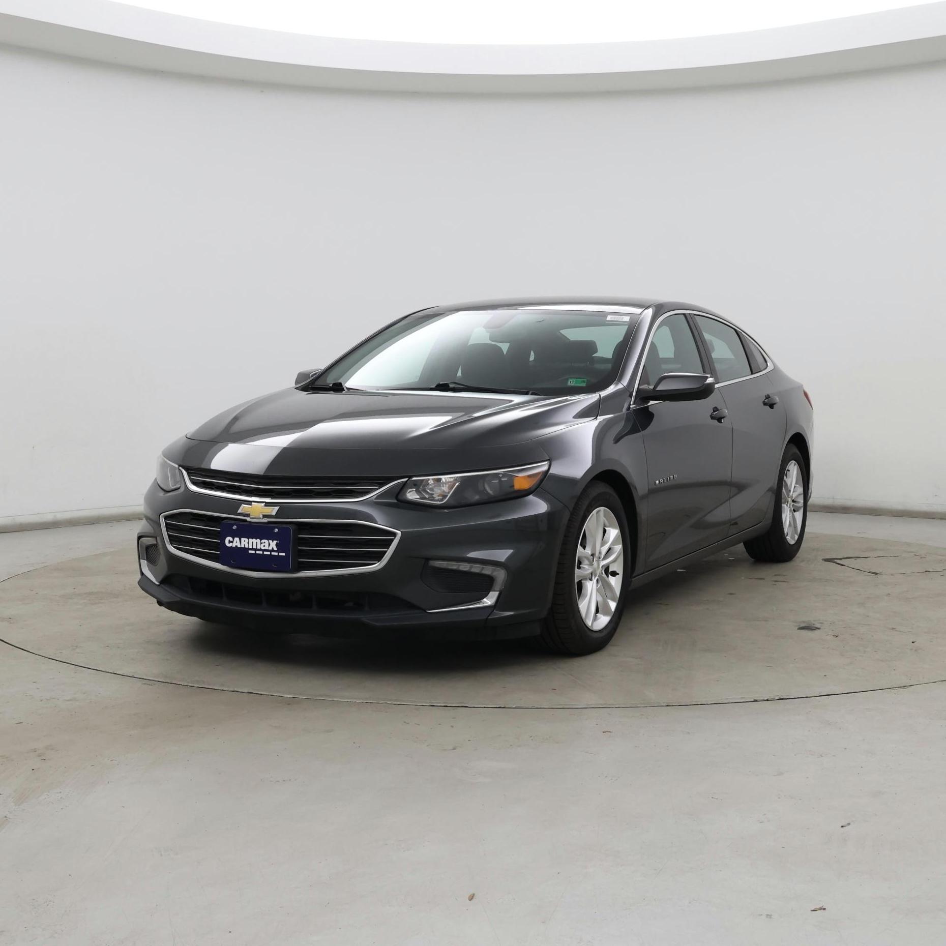 Thumbnail: 2017 Chevrolet Malibu - 4
