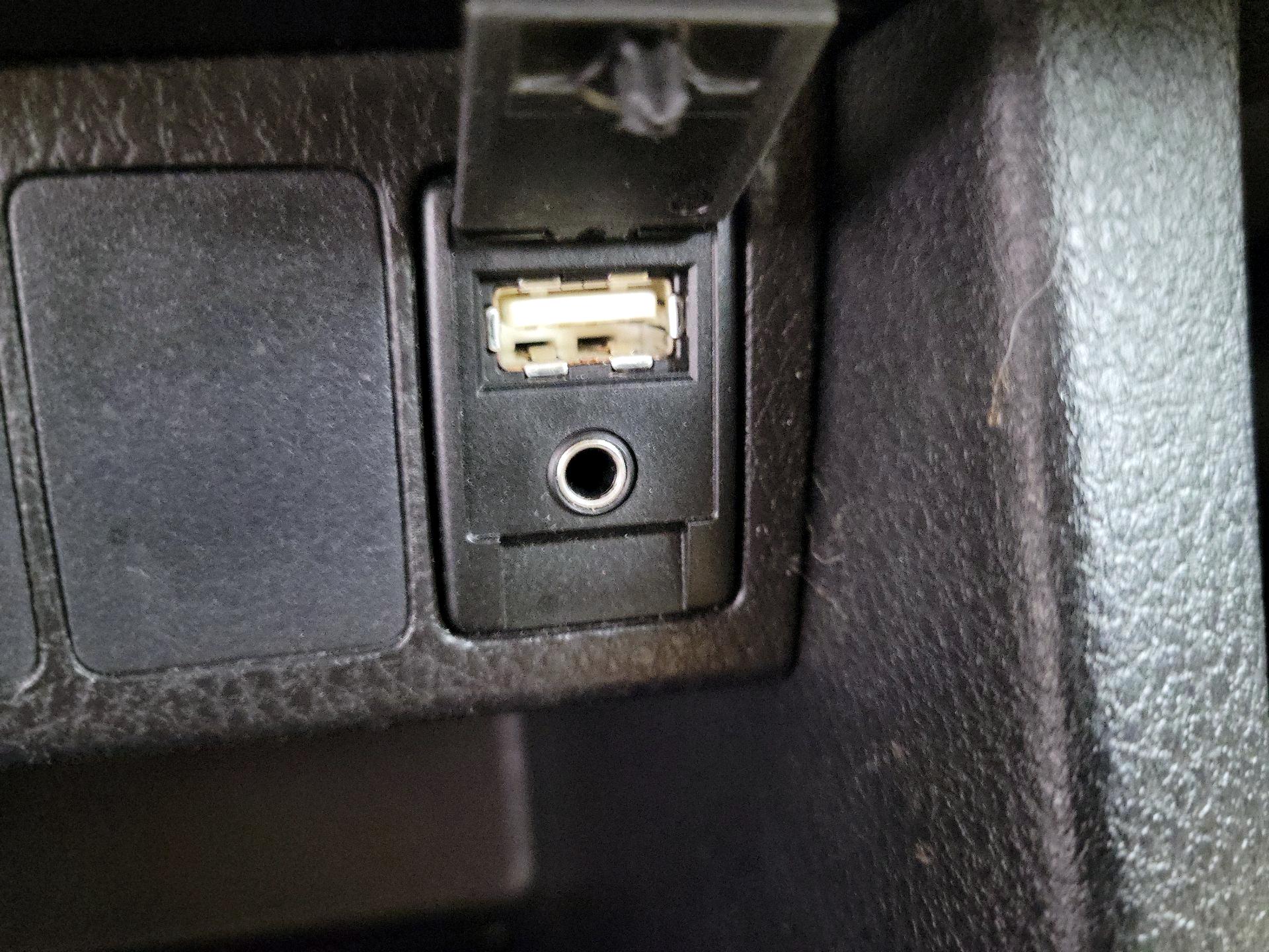 Thumbnail: 2017 Toyota Corolla - 18