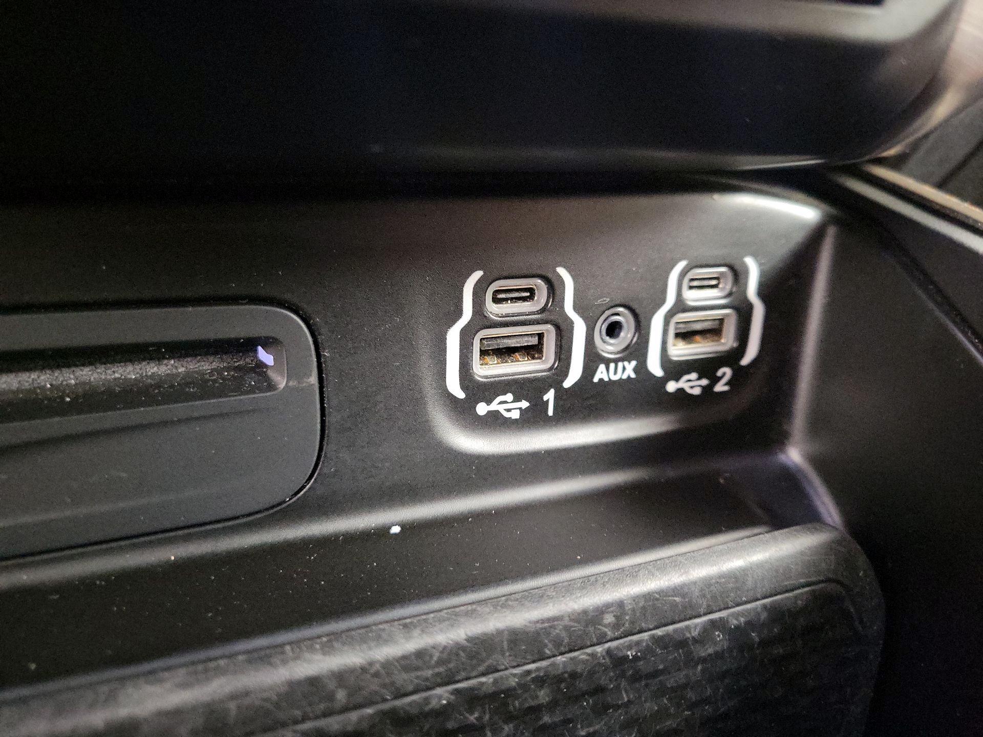 Thumbnail: 2019 RAM 1500 - 19