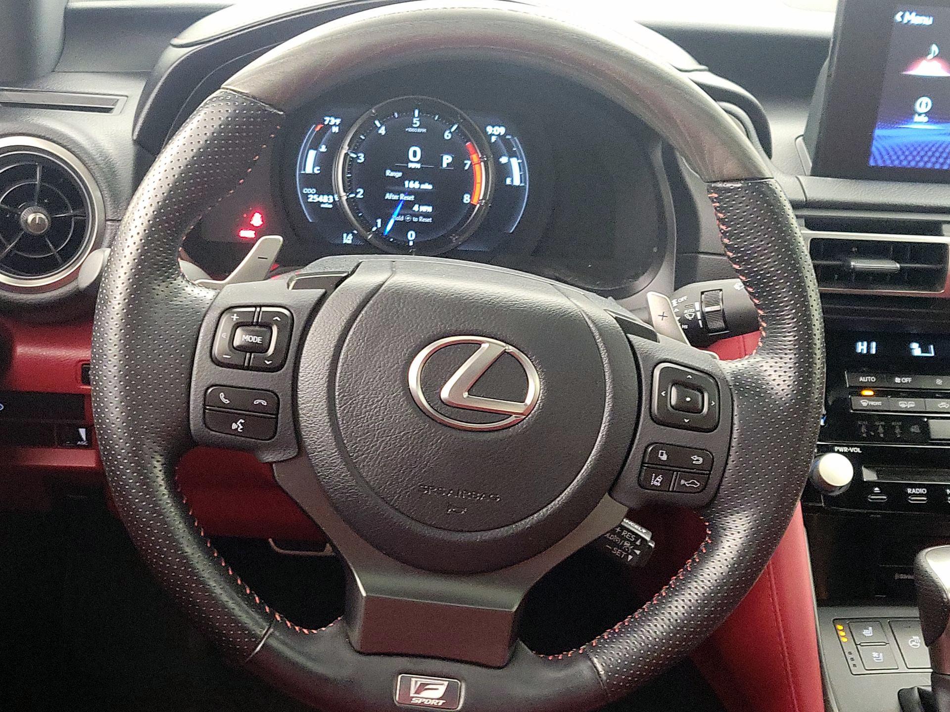 Thumbnail: 2022 Lexus IS - 10