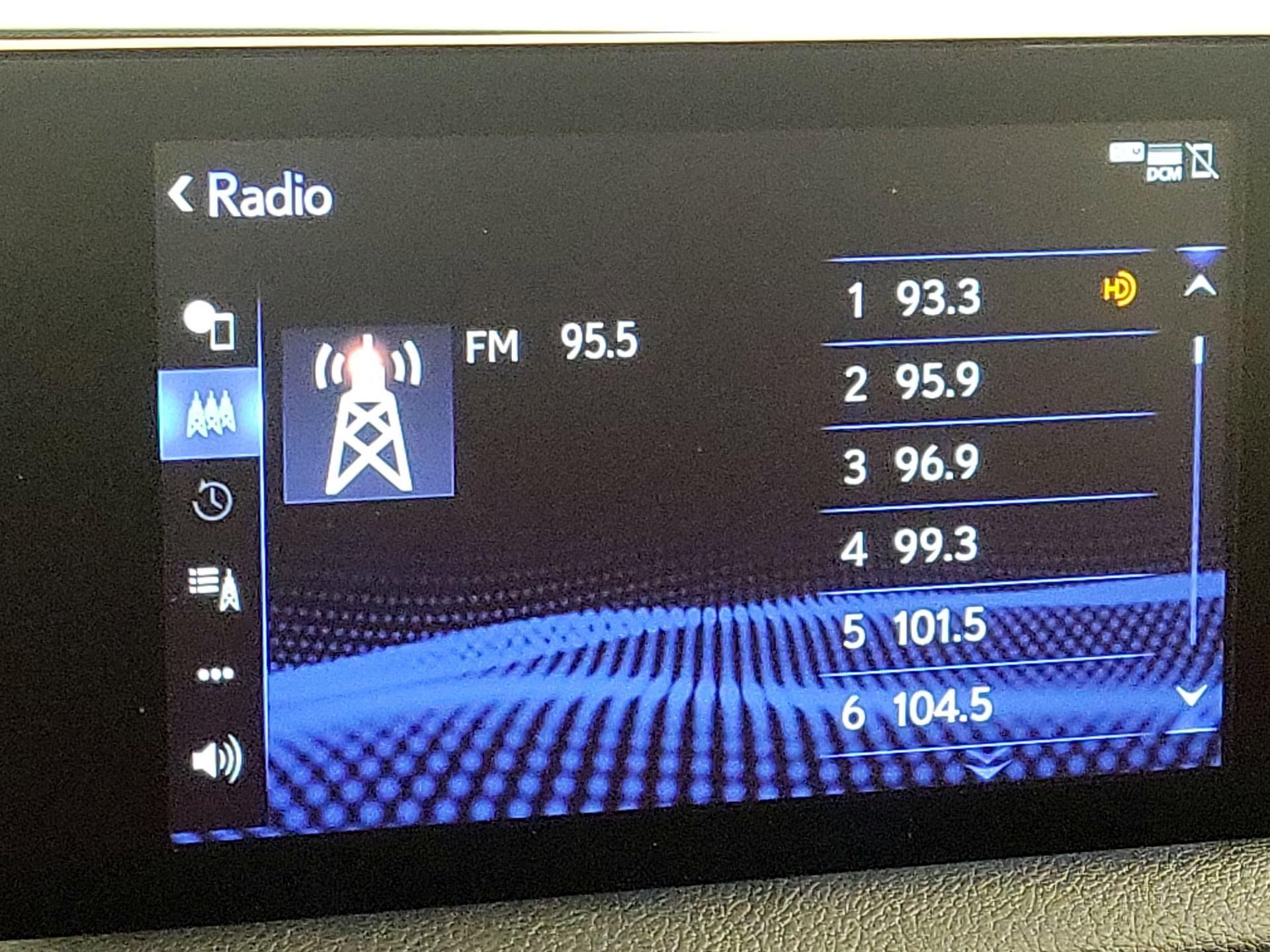 Thumbnail: 2022 Lexus IS - 15