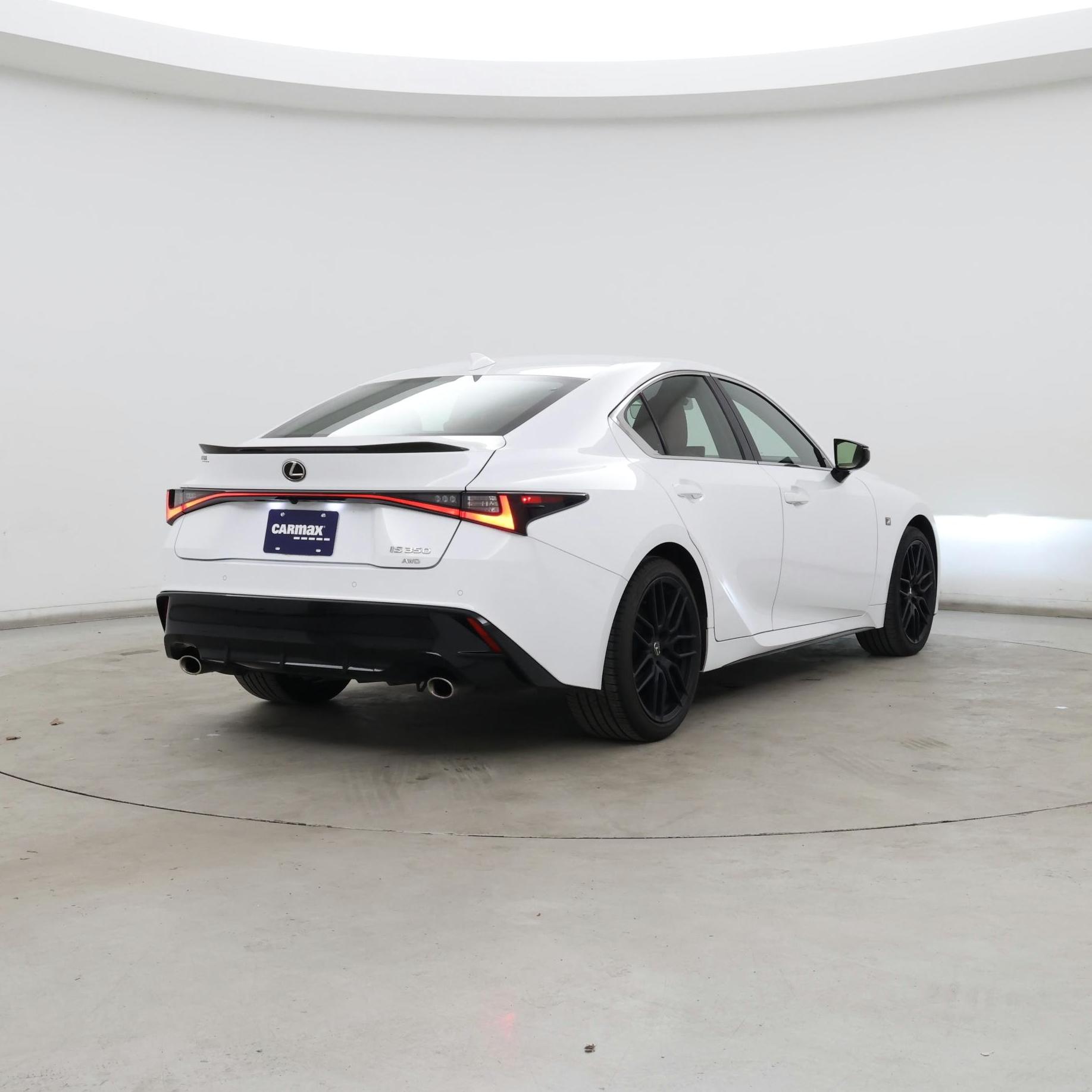 Thumbnail: 2022 Lexus IS - 8