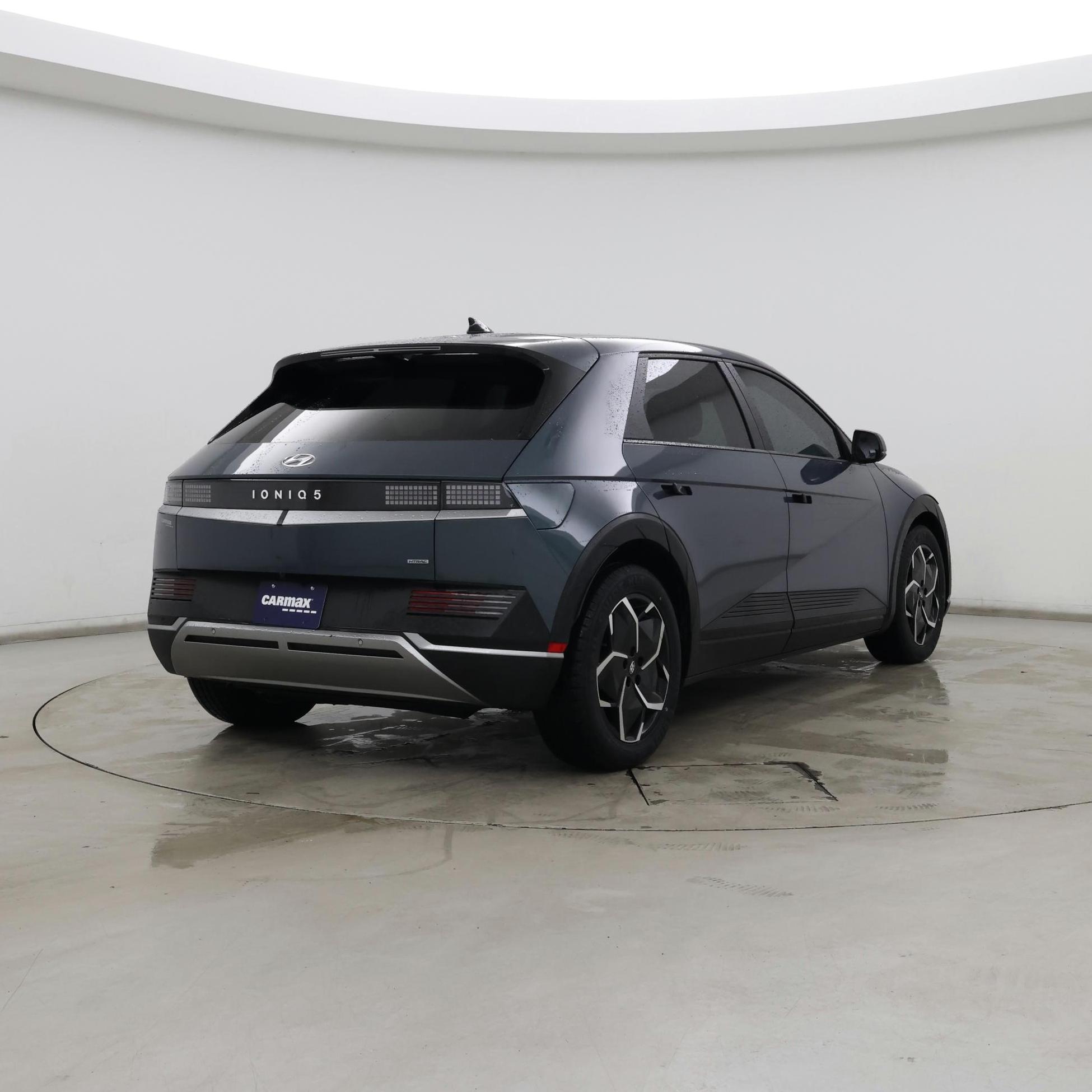 Thumbnail: 2023 Hyundai Ioniq 5 - 8