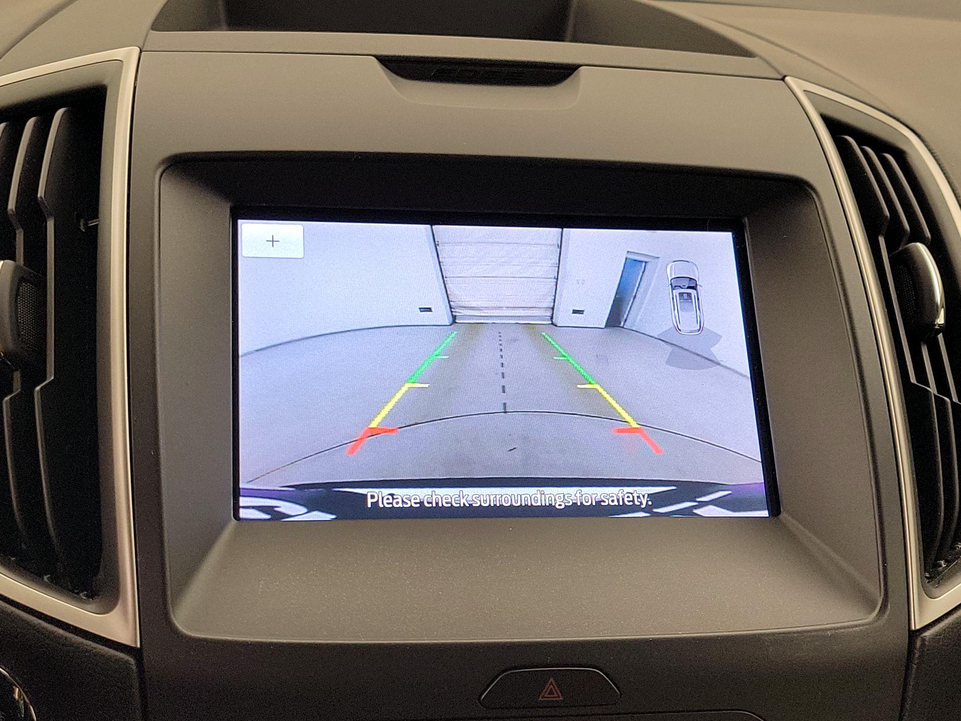 Thumbnail: 2020 Ford Edge - 15