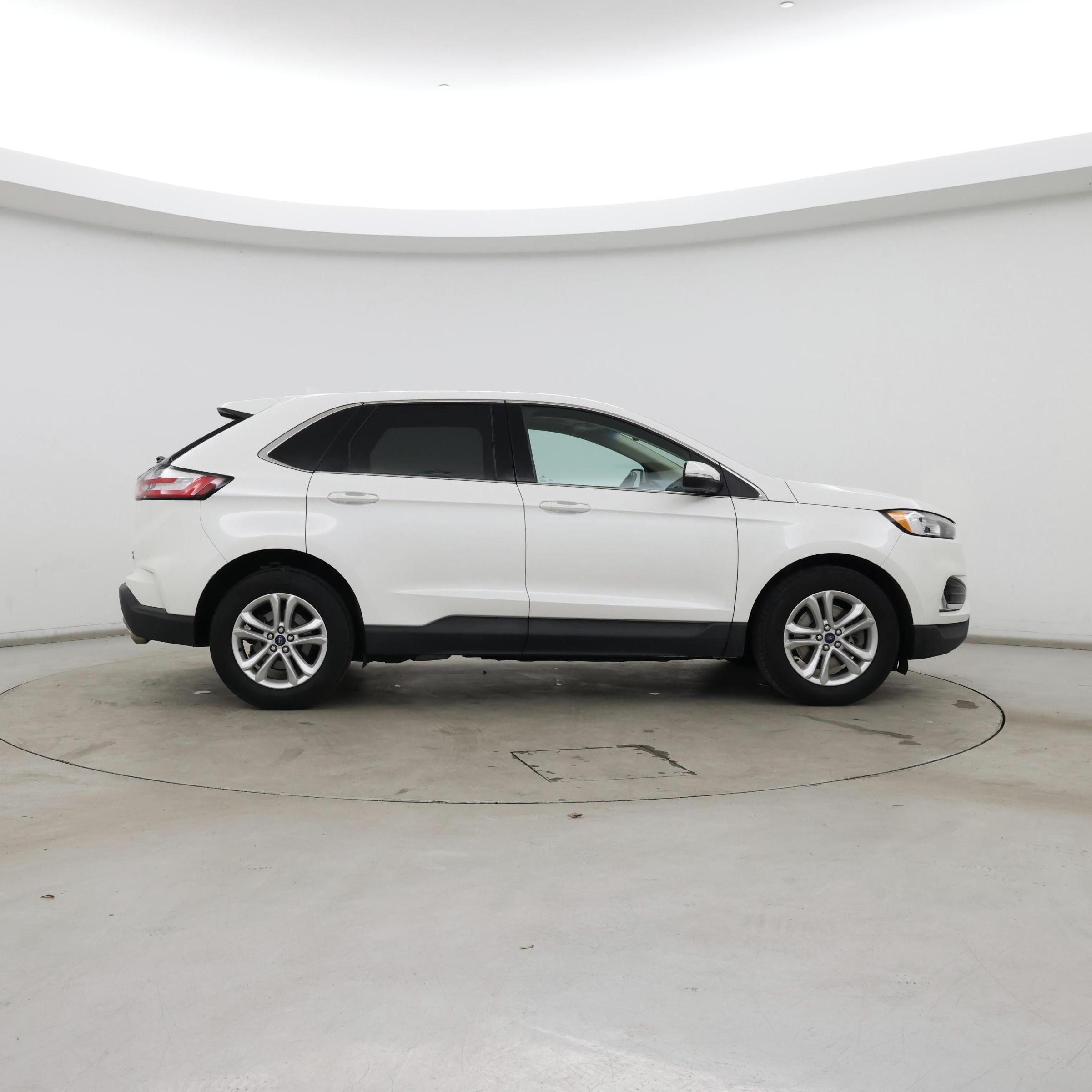 Thumbnail: 2020 Ford Edge - 7