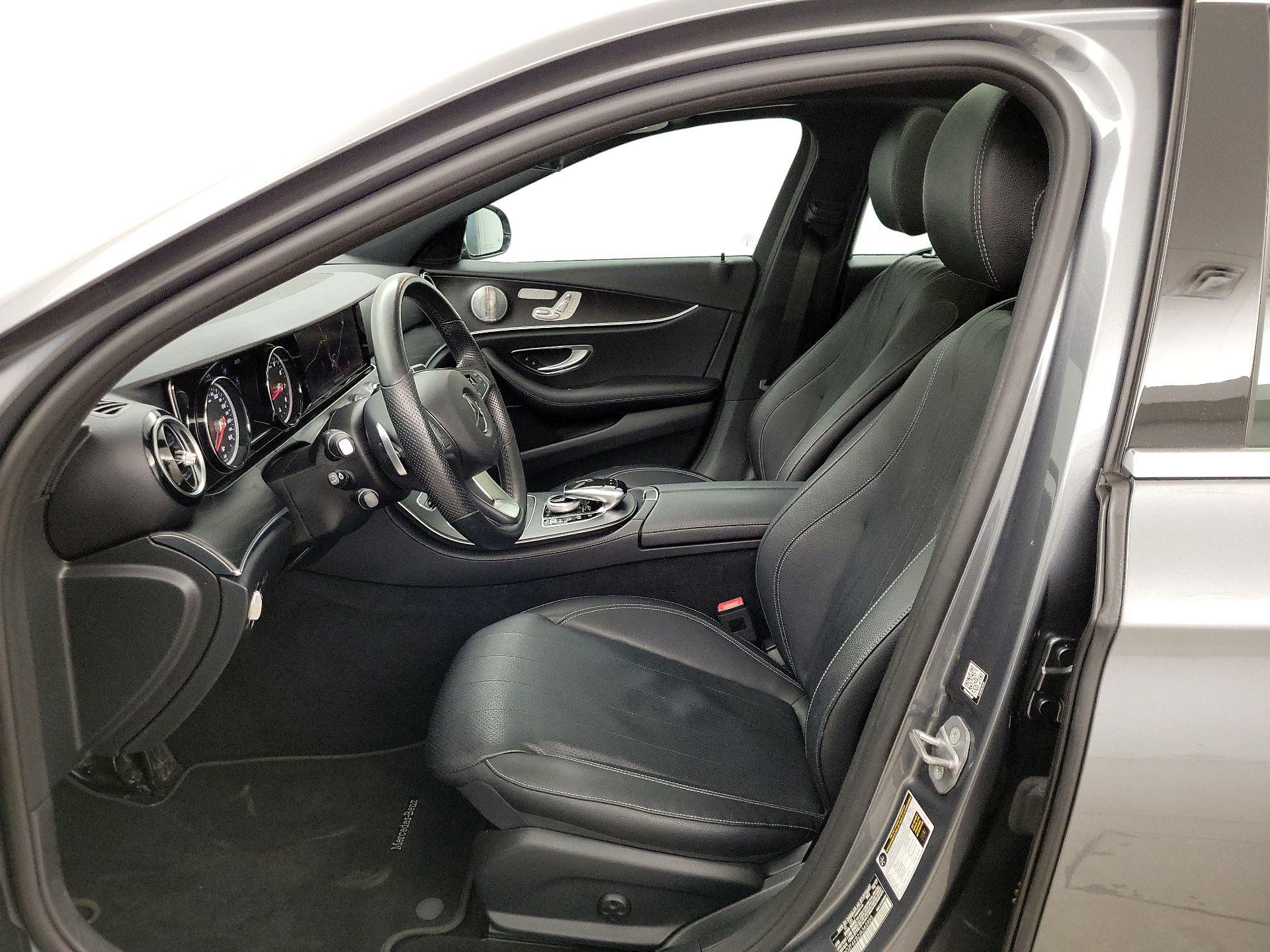 Thumbnail: 2018 Mercedes-Benz E-Class - 11