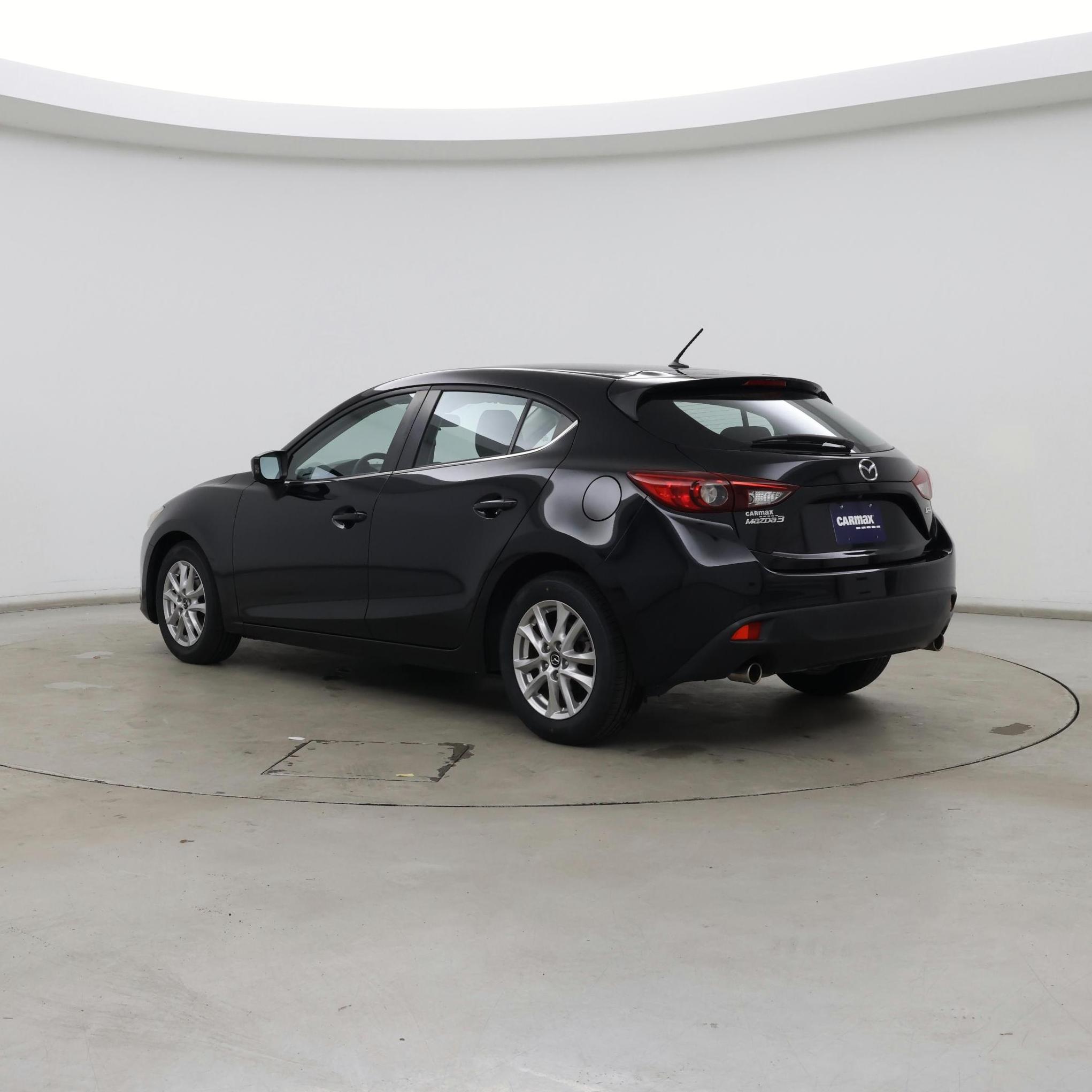 Thumbnail: 2016 Mazda Mazda3 - 2