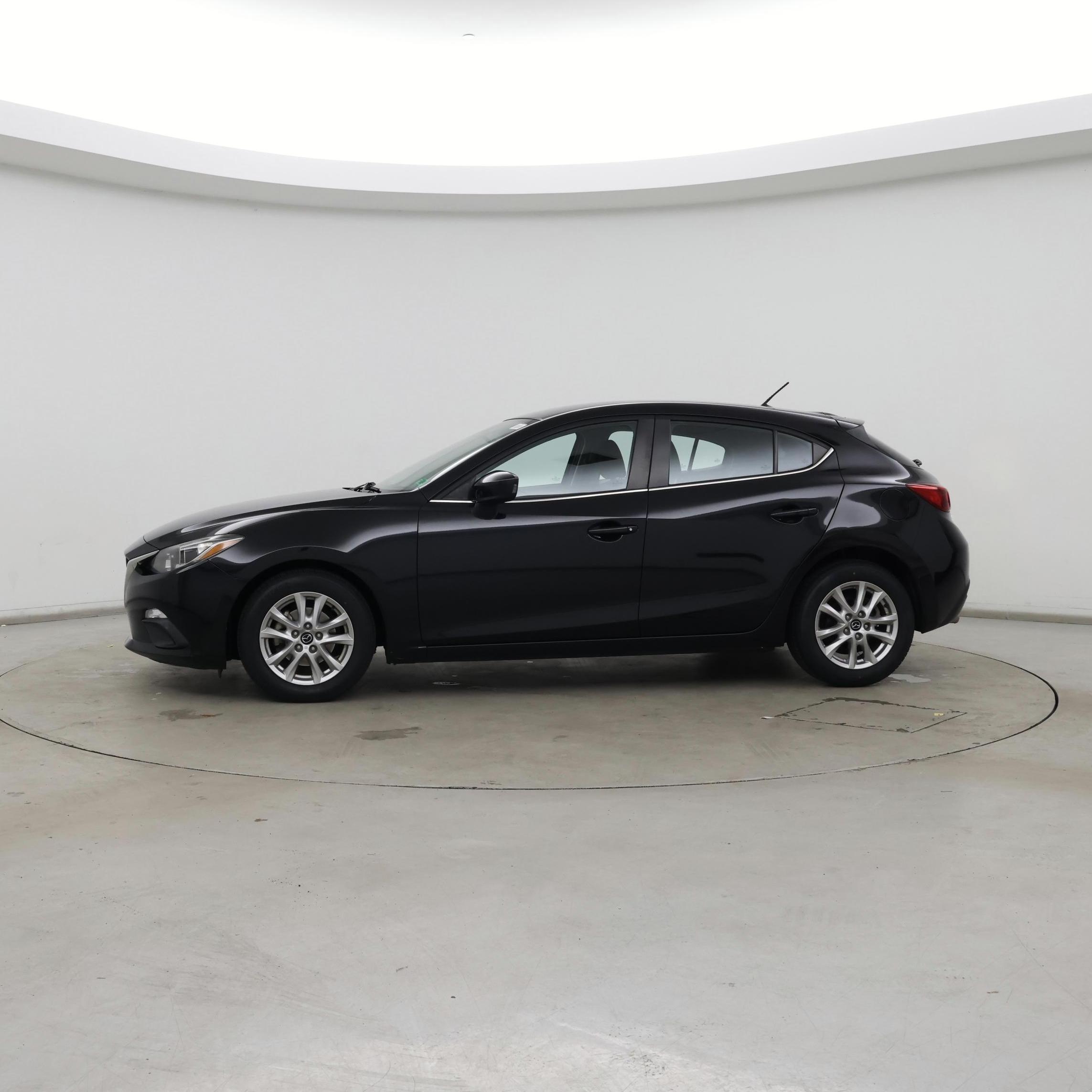 Thumbnail: 2016 Mazda Mazda3 - 3