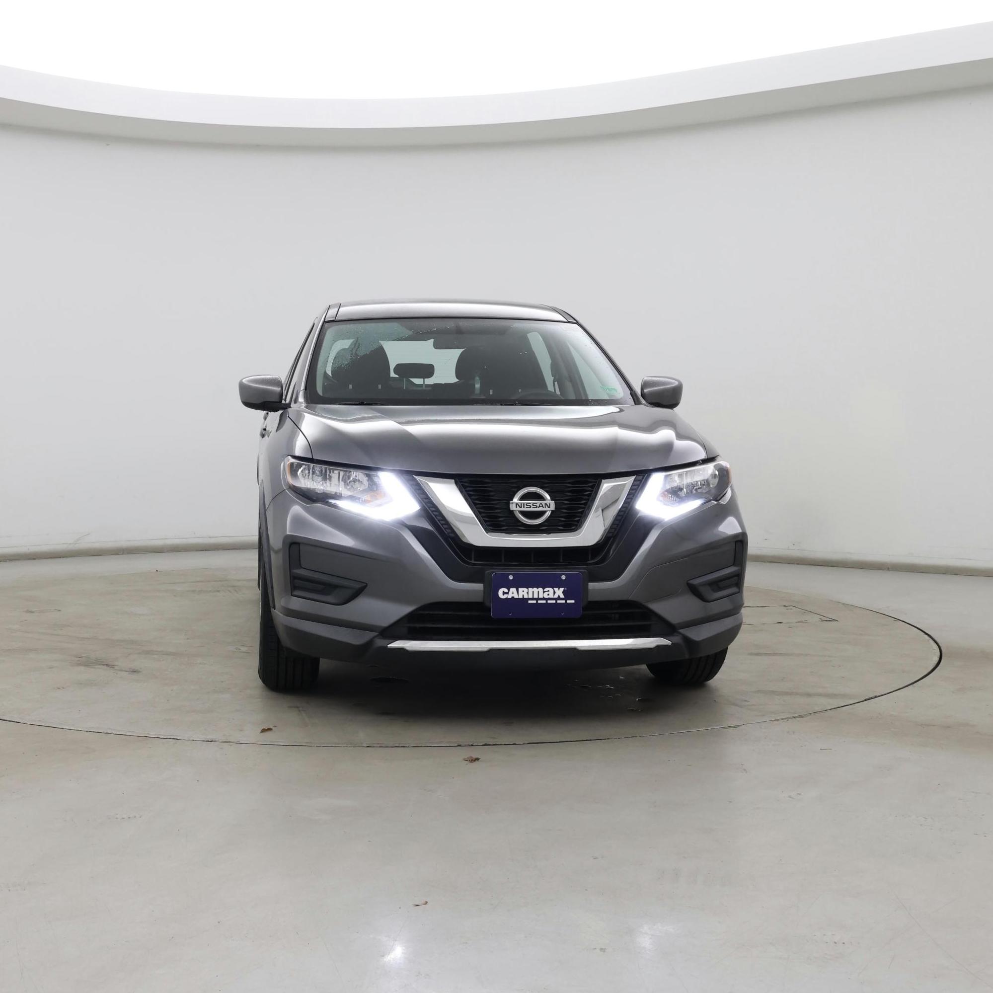 Thumbnail: 2017 Nissan Rogue - 5