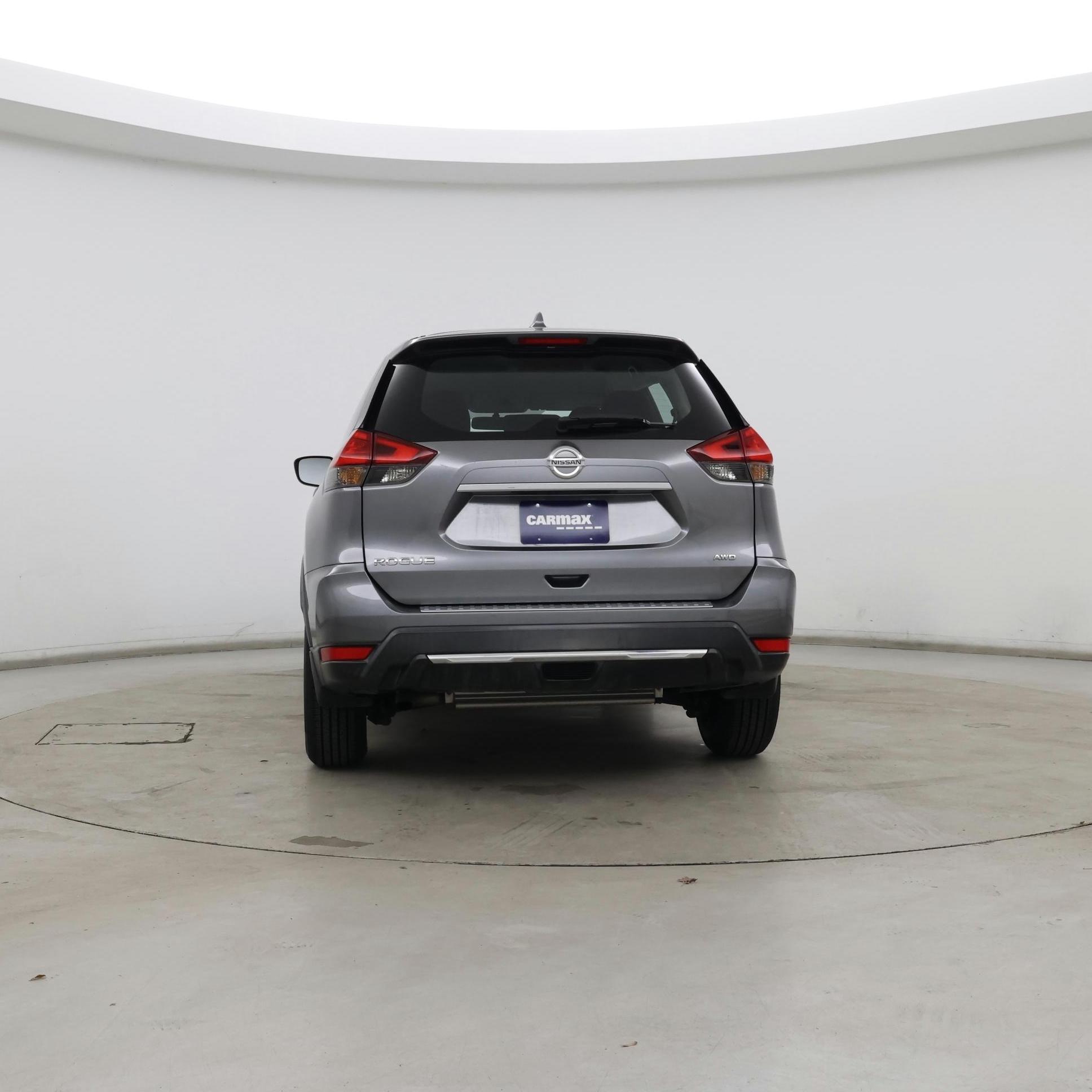 Thumbnail: 2017 Nissan Rogue - 6