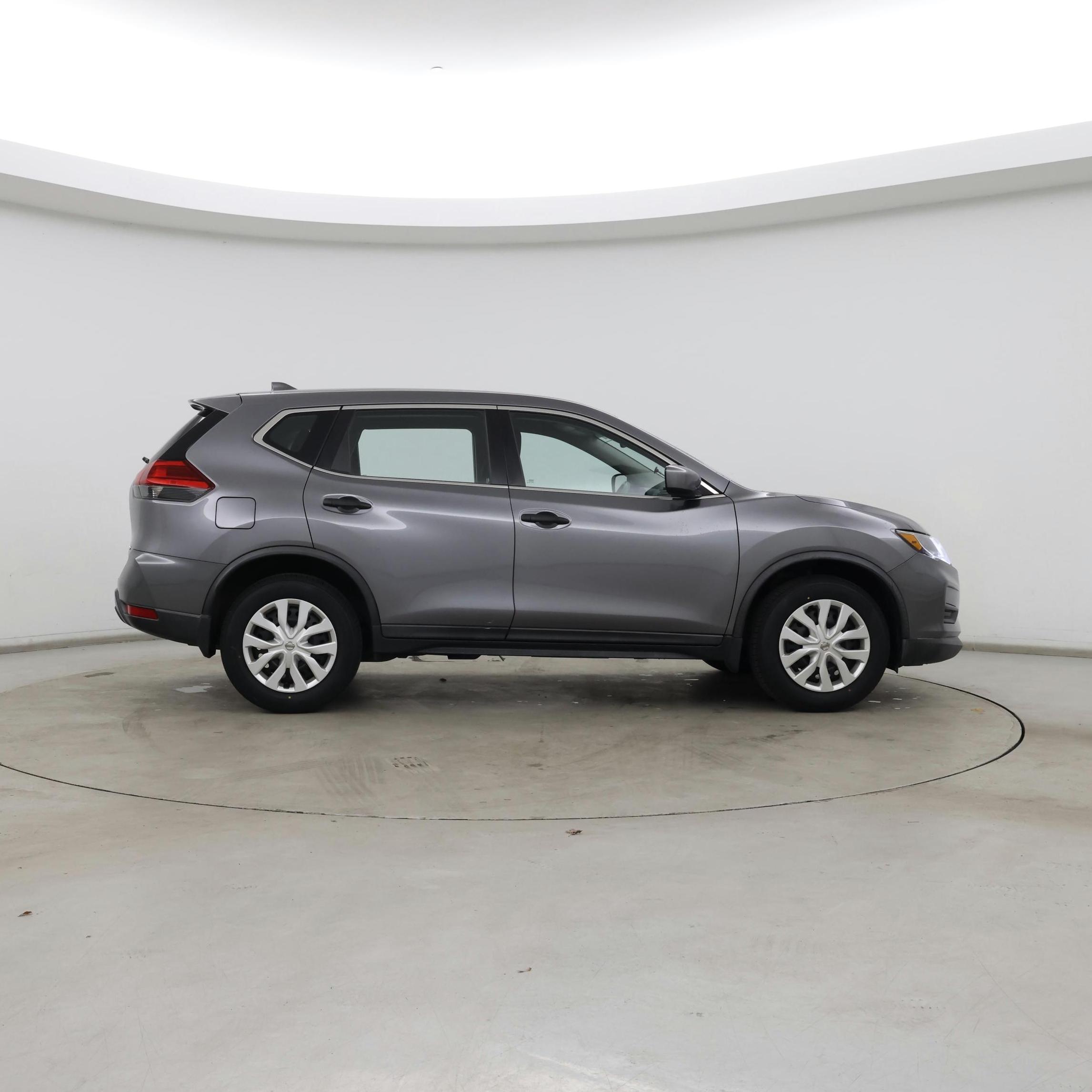 Thumbnail: 2017 Nissan Rogue - 7