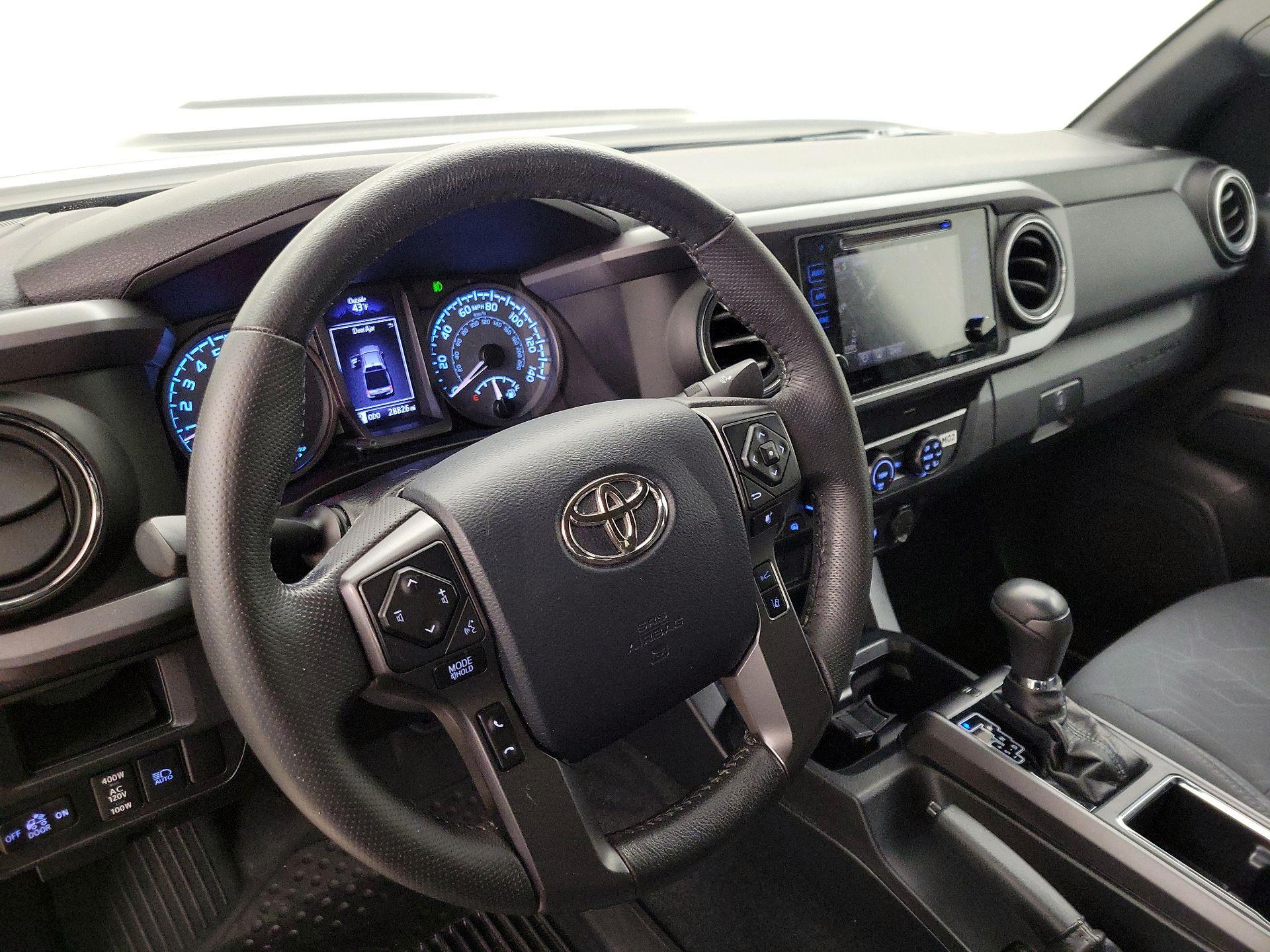 Thumbnail: 2019 Toyota Tacoma - 9