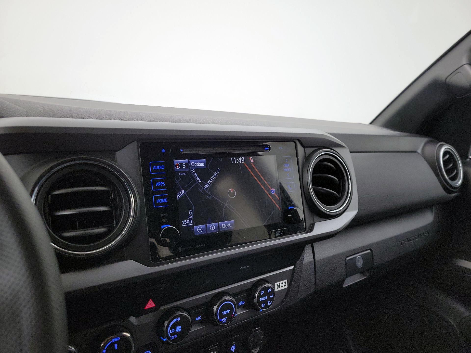 Thumbnail: 2019 Toyota Tacoma - 14